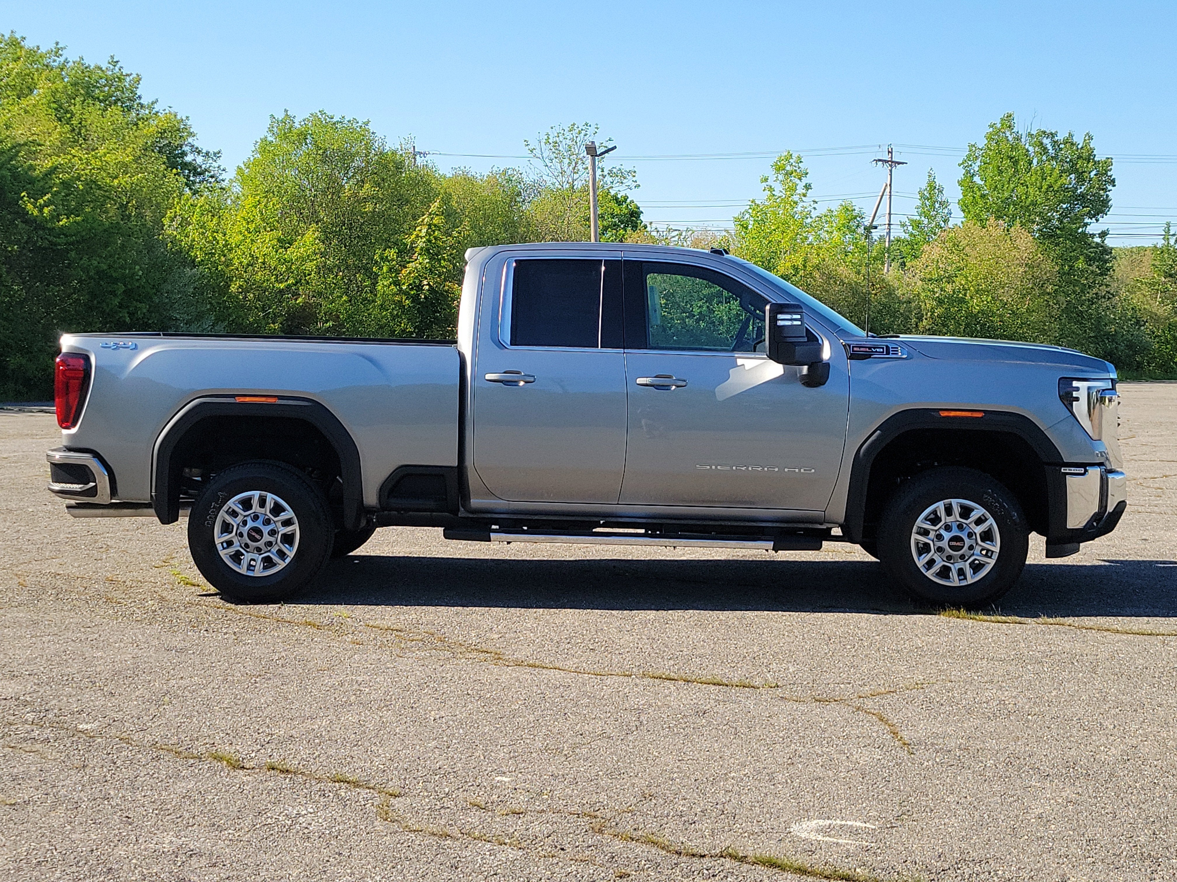 2026 GMC Sierra 2500 HD SLE