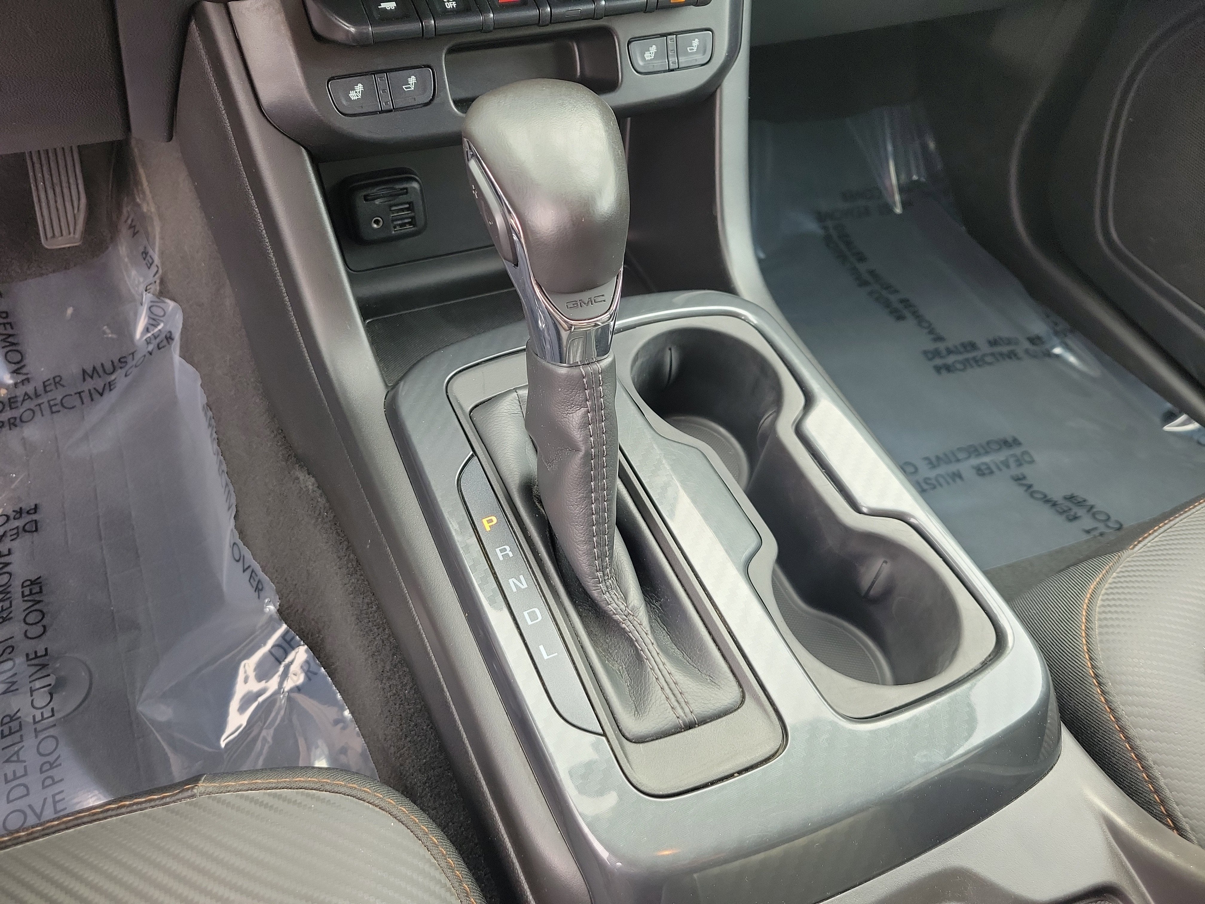2022 GMC Canyon AT4 - Leather