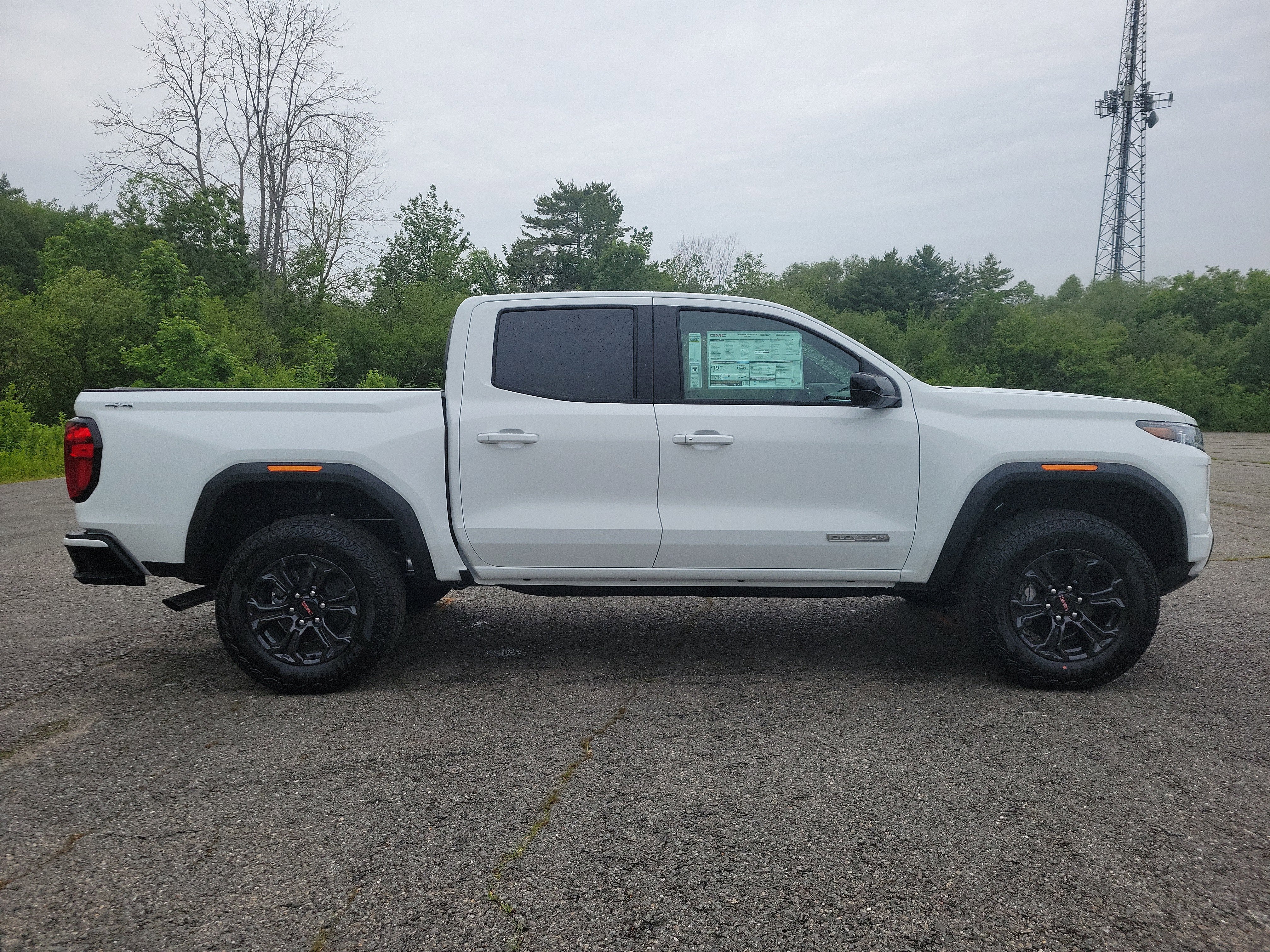2025 GMC Canyon Elevation