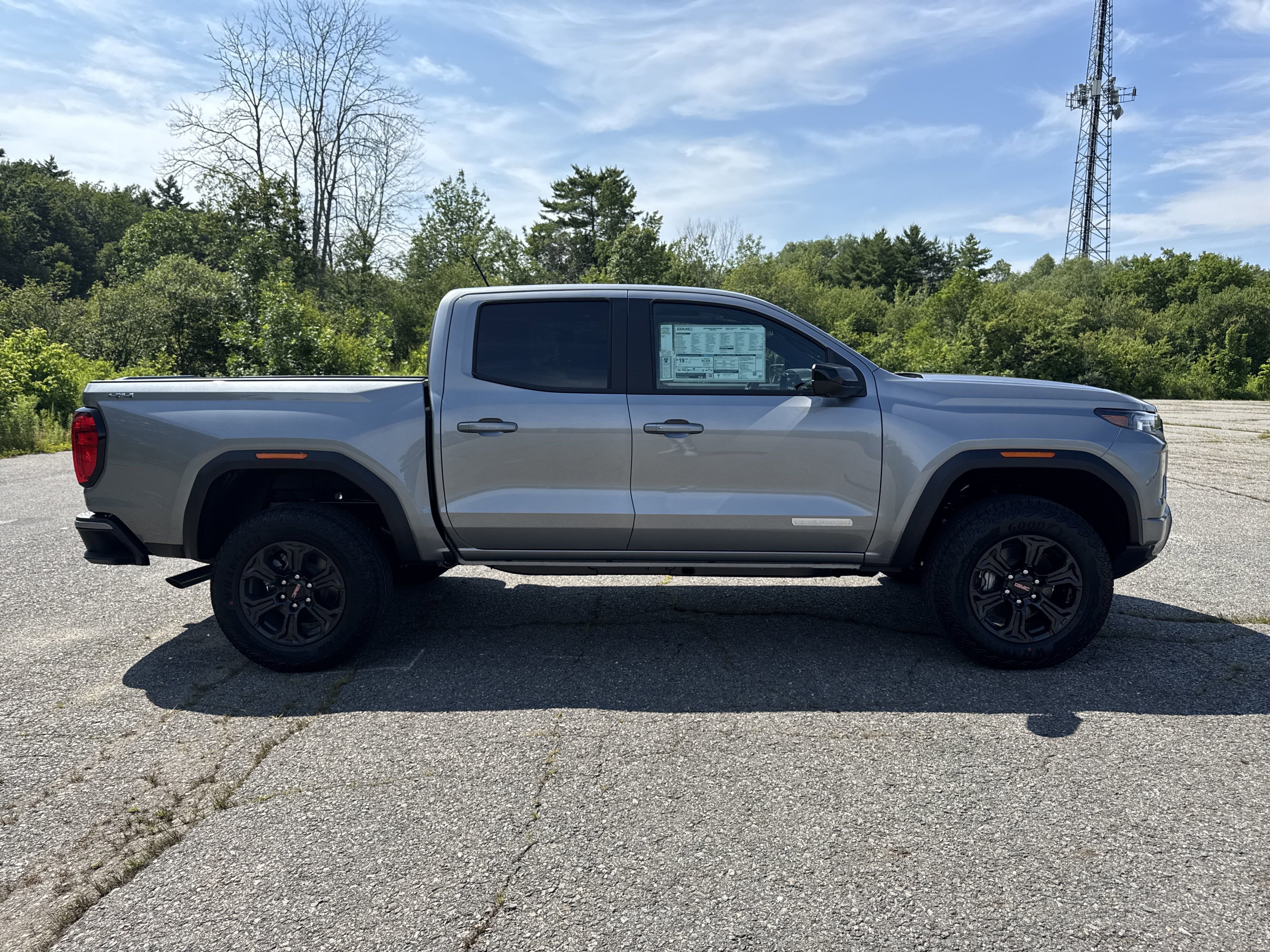 2025 GMC Canyon Elevation