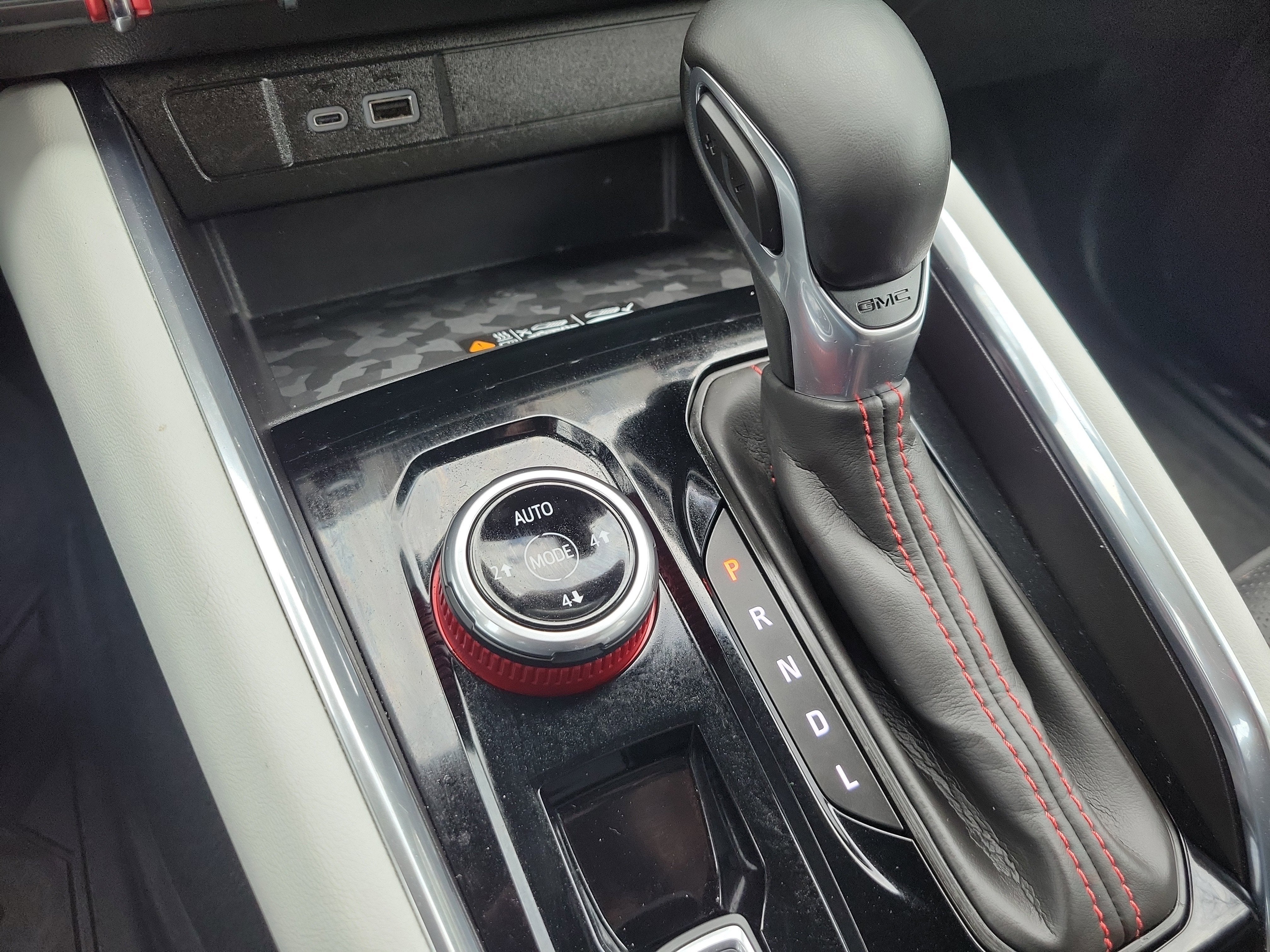 2024 GMC Canyon AT4X