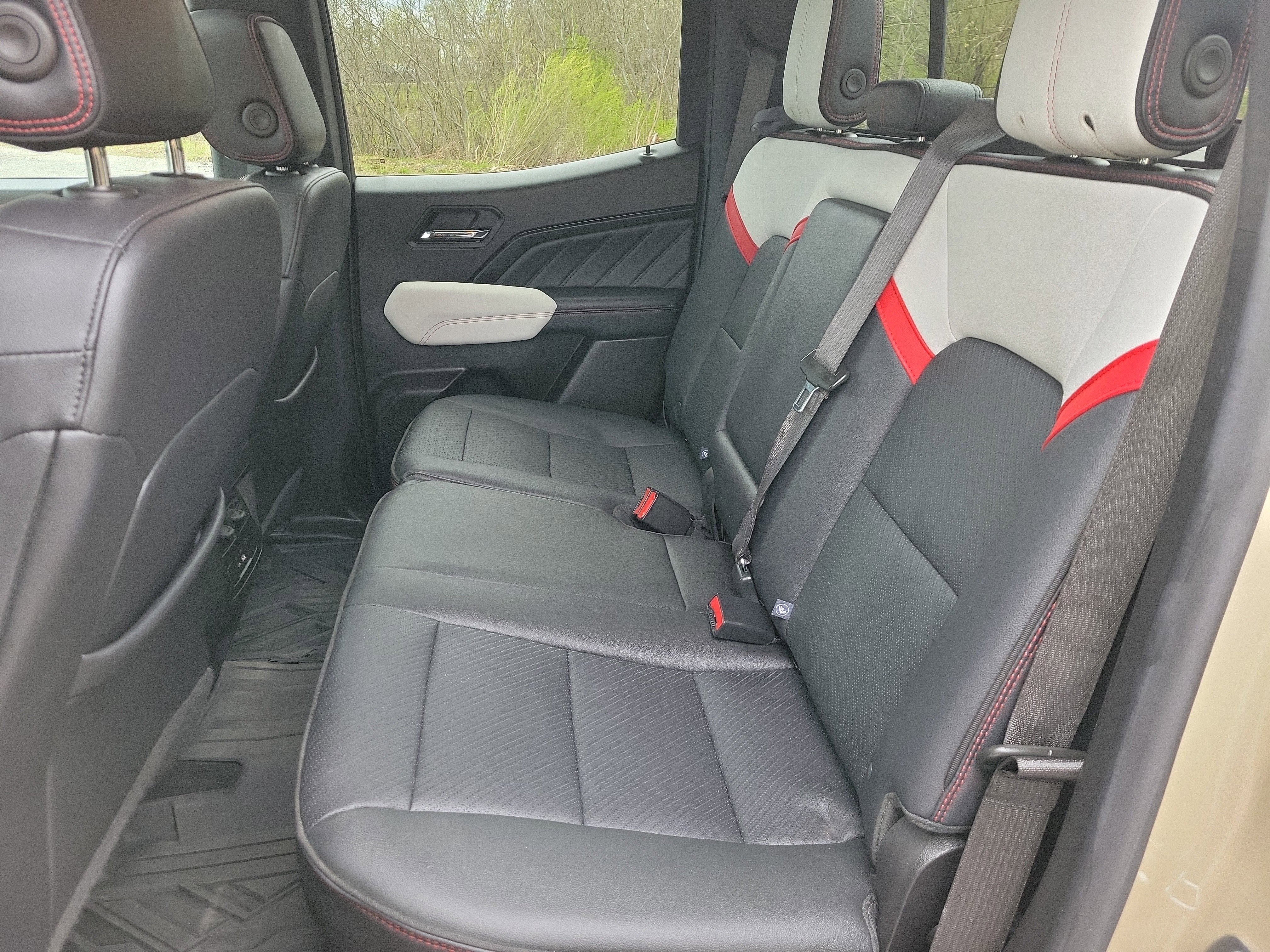 2024 GMC Canyon AT4X