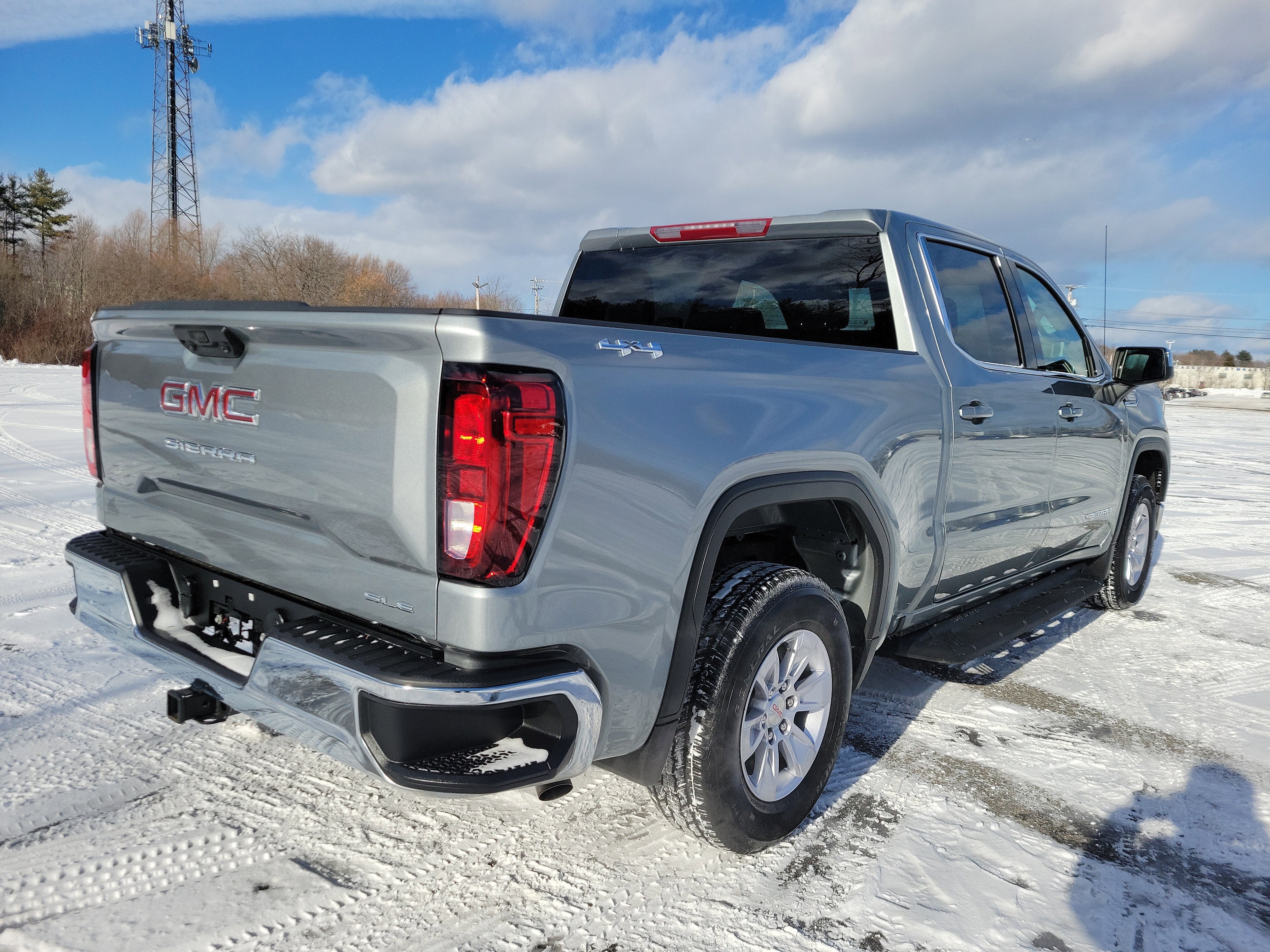 2026 GMC Sierra 1500 SLE