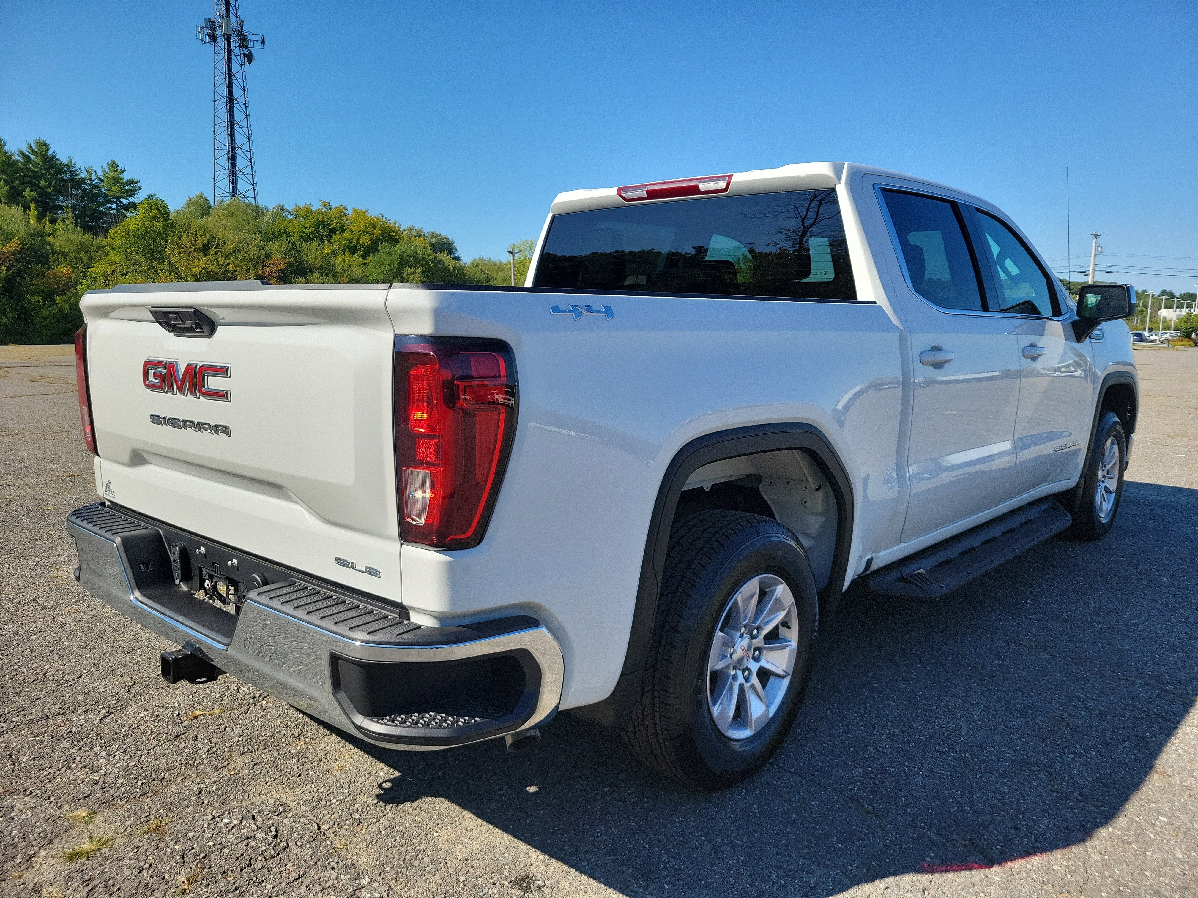2026 GMC Sierra 1500 SLE