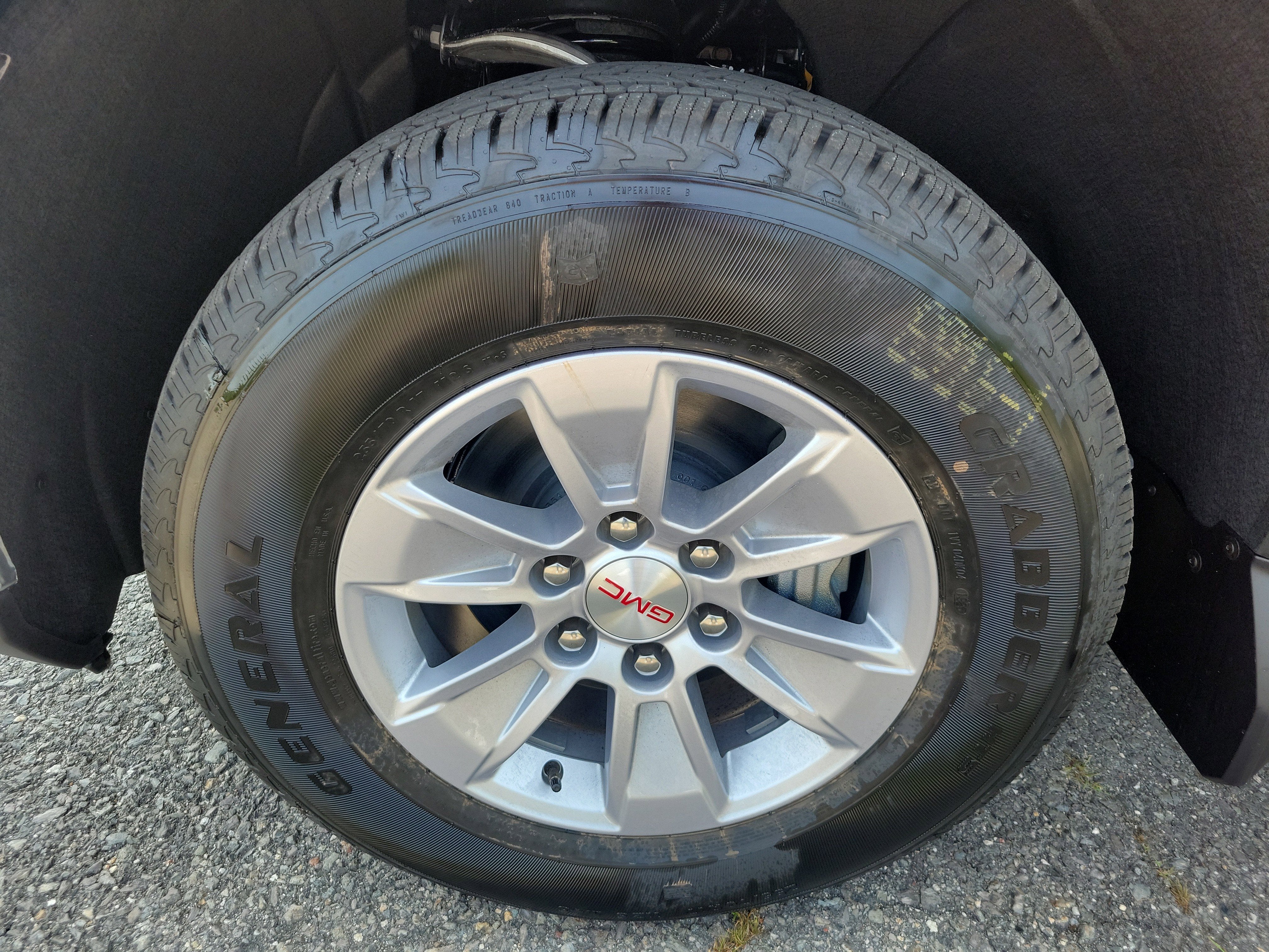 2025 GMC Sierra 1500 SLE