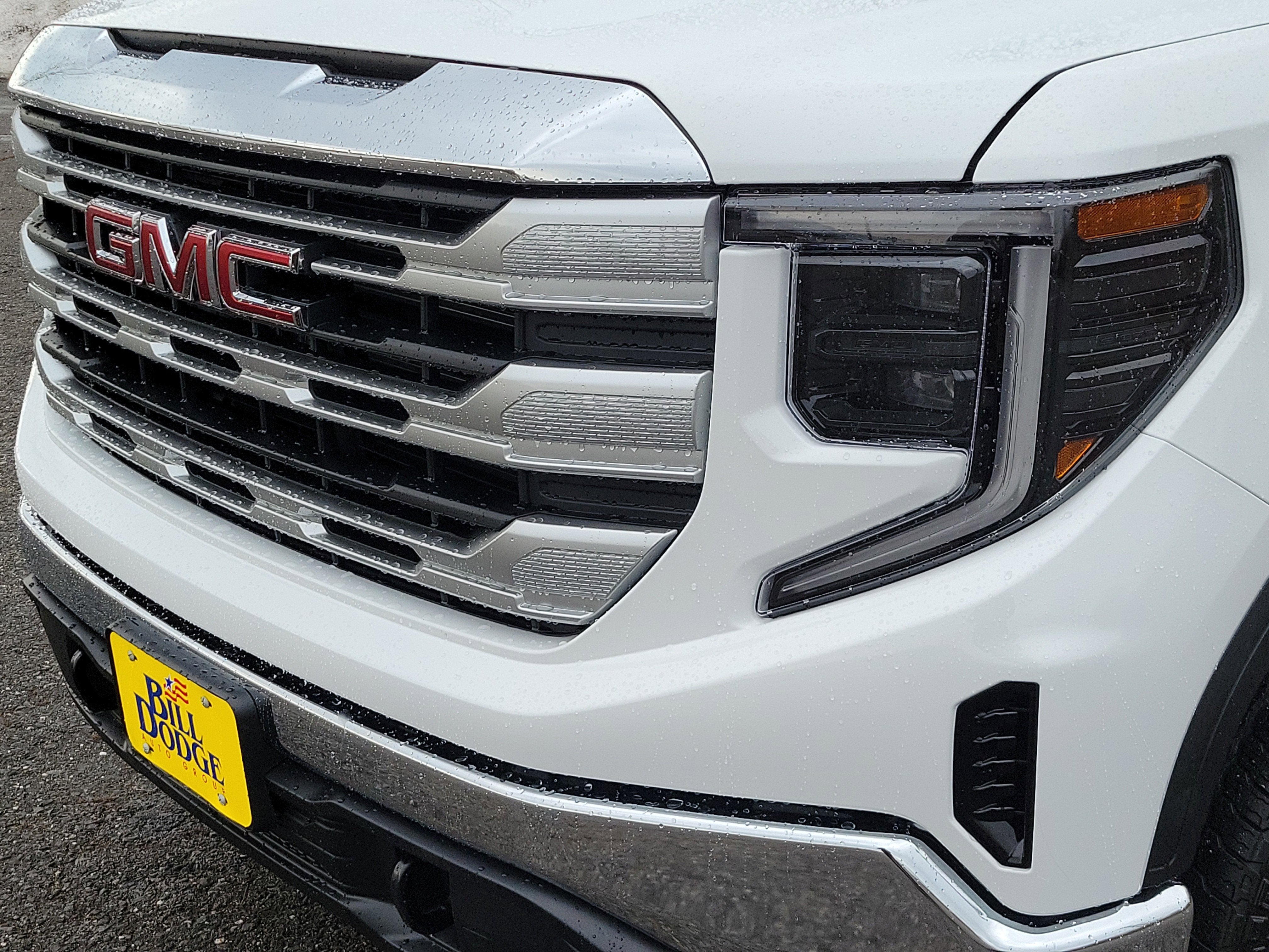 2026 GMC Sierra 1500 SLE