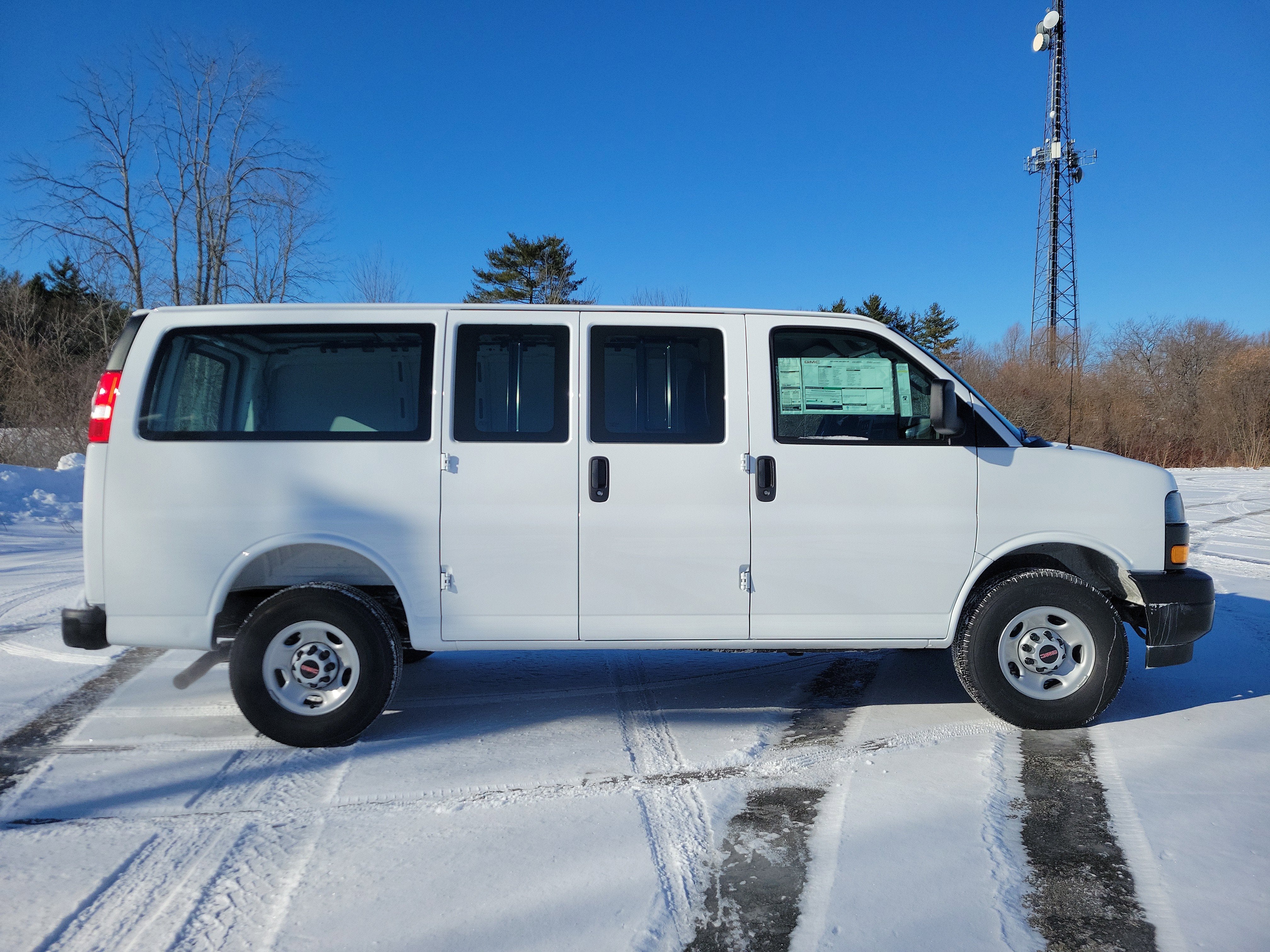 2025 GMC Savana Cargo 2500 Work Van