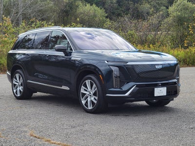2026 Cadillac VISTIQ Luxury