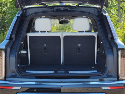 2026 Cadillac VISTIQ Luxury