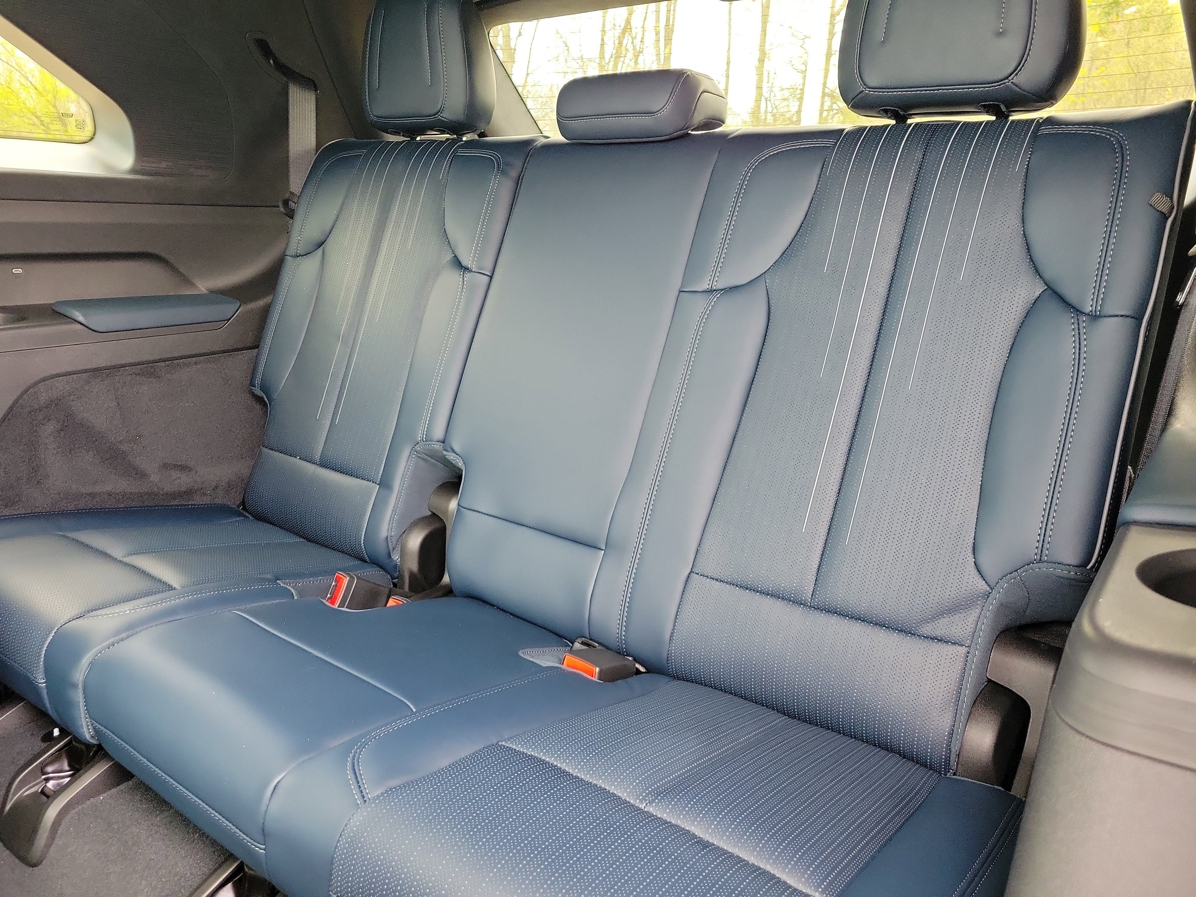 2025 Cadillac ESCALADE IQ Sport 2