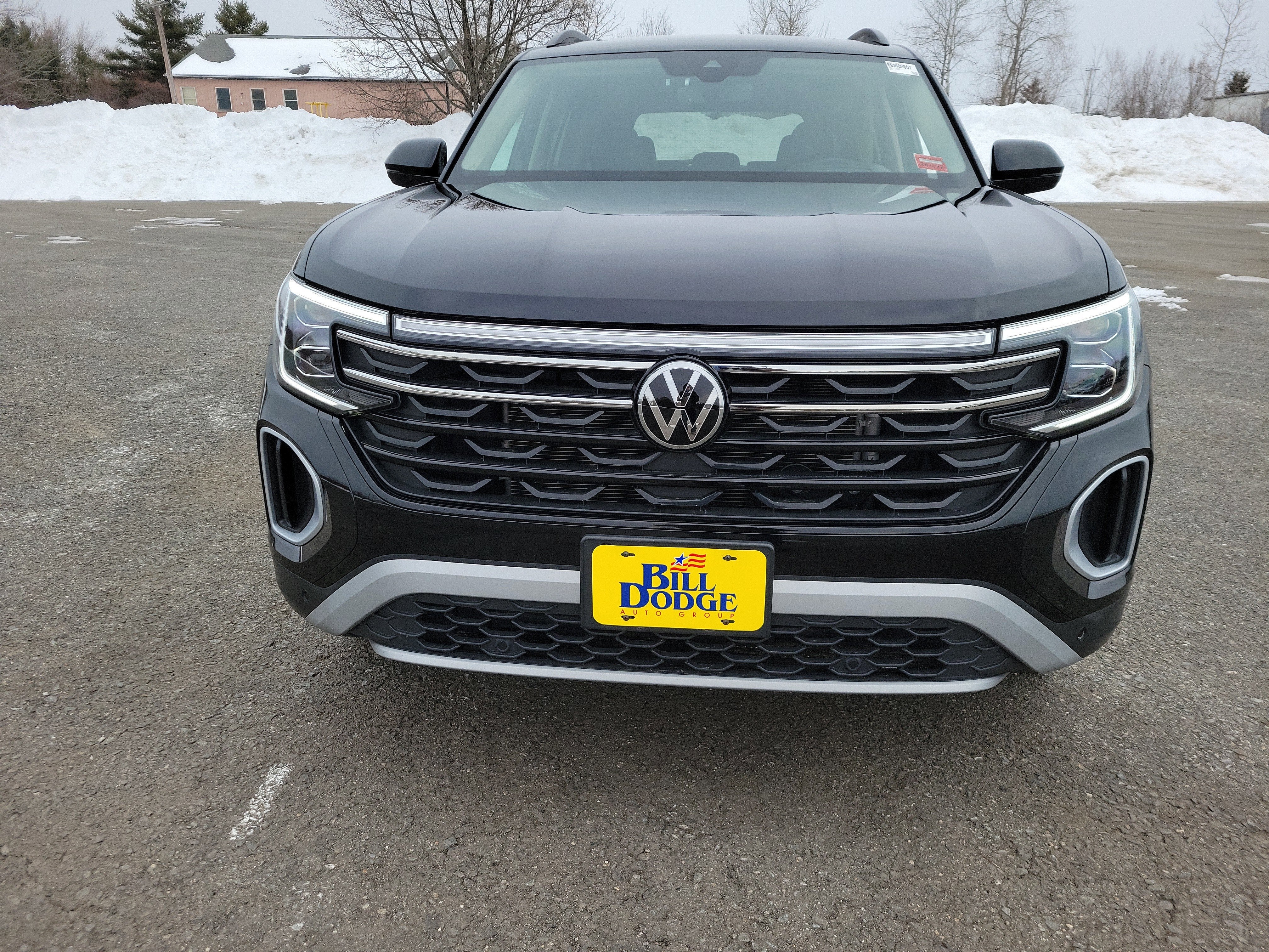 2024 Volkswagen Atlas 2.0T Peak Edition SEL