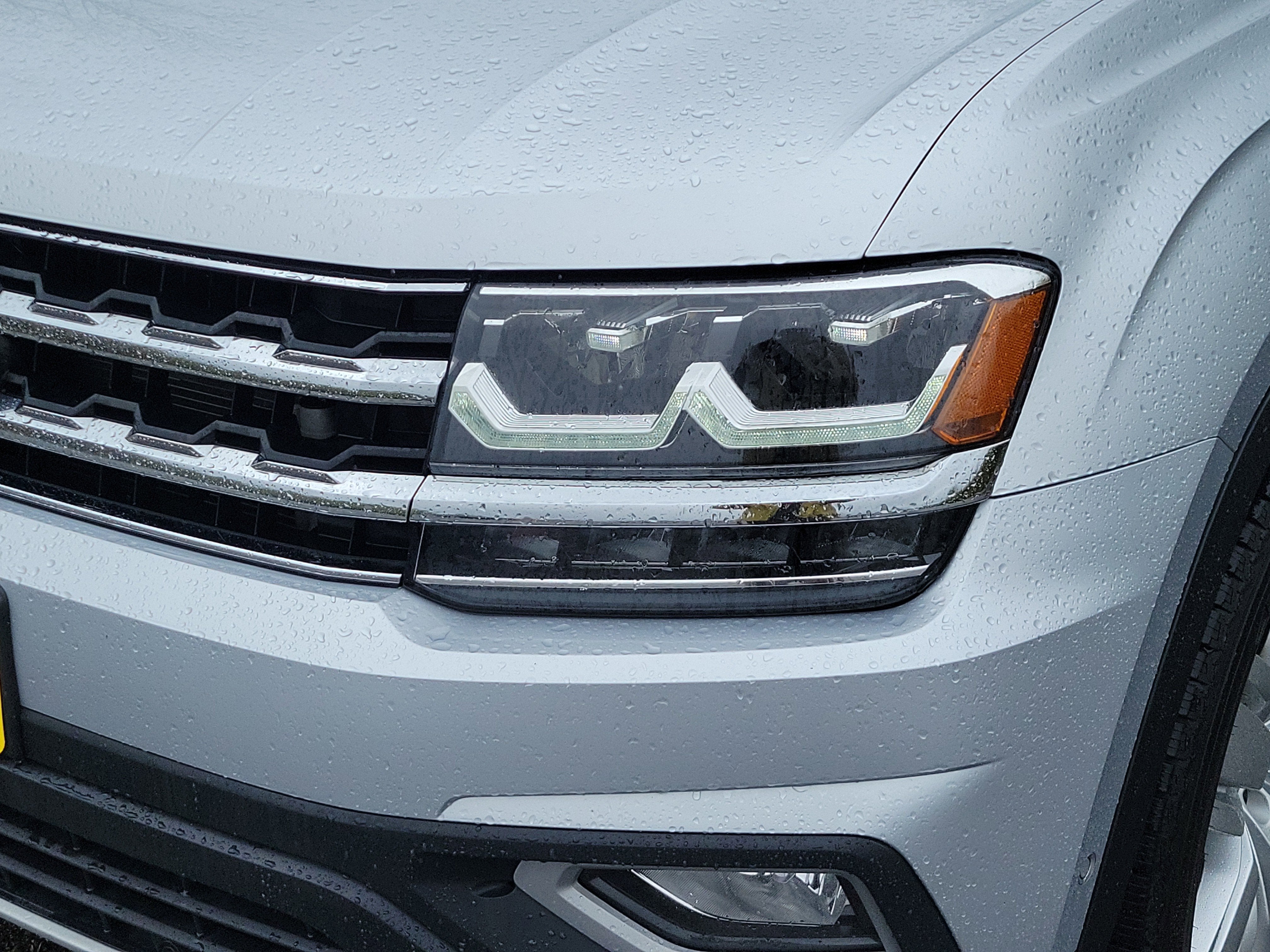 2018 Volkswagen Atlas 3.6L V6 SEL Premium