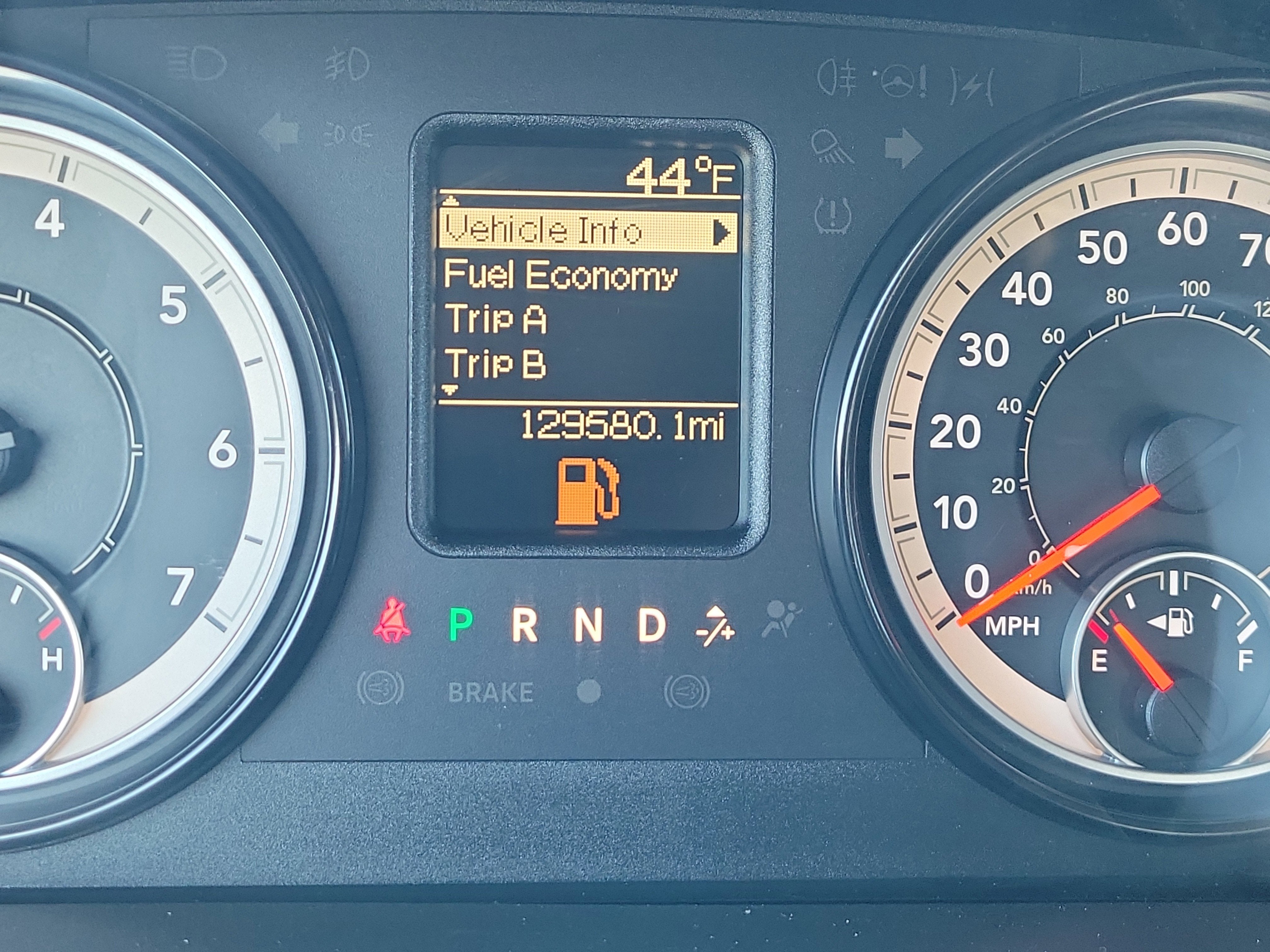 2017 RAM 1500 Express Crew Cab 4x4 5'7" Box