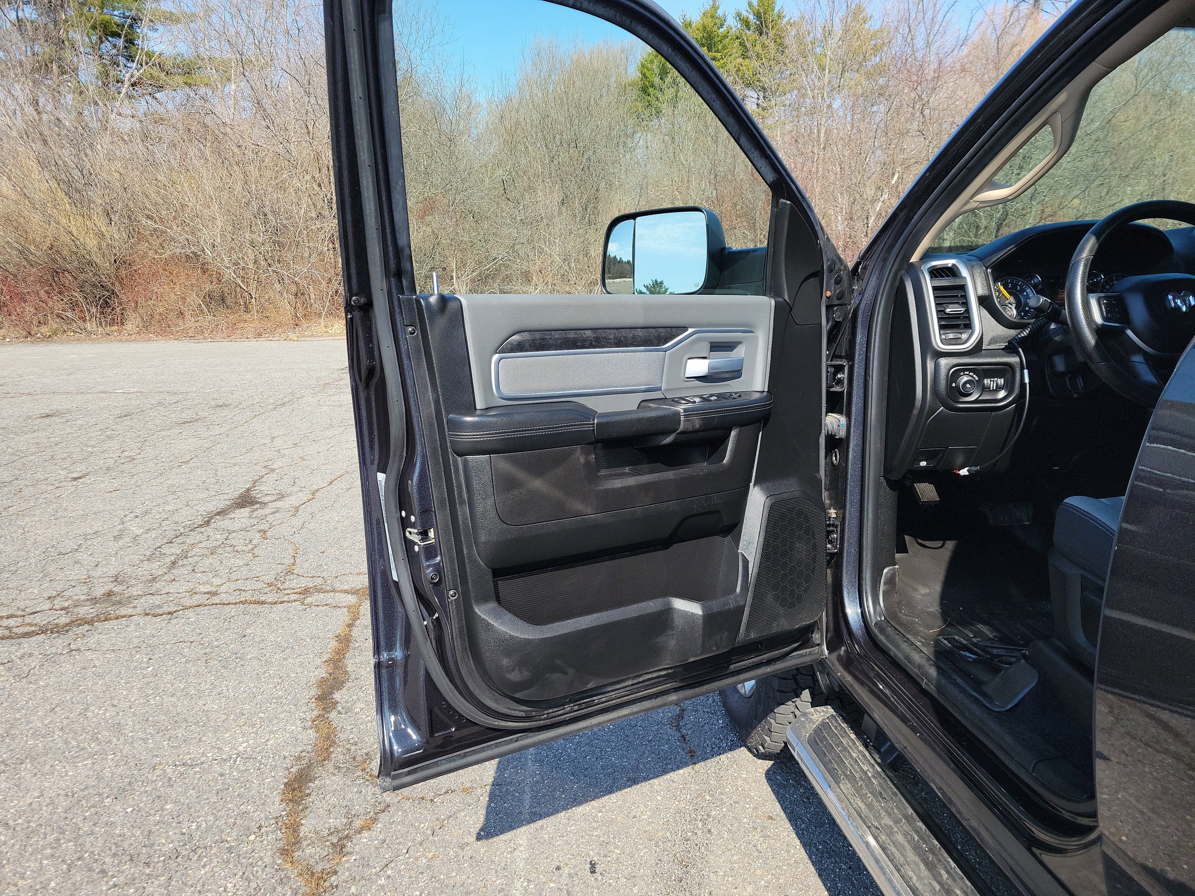 2019 RAM 2500 Big Horn Crew Cab 4x4 6'4" Box