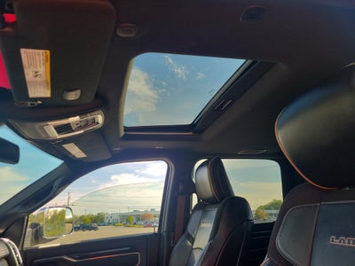 2022 RAM 2500 Laramie Crew Cab 4x4 6'4" Box