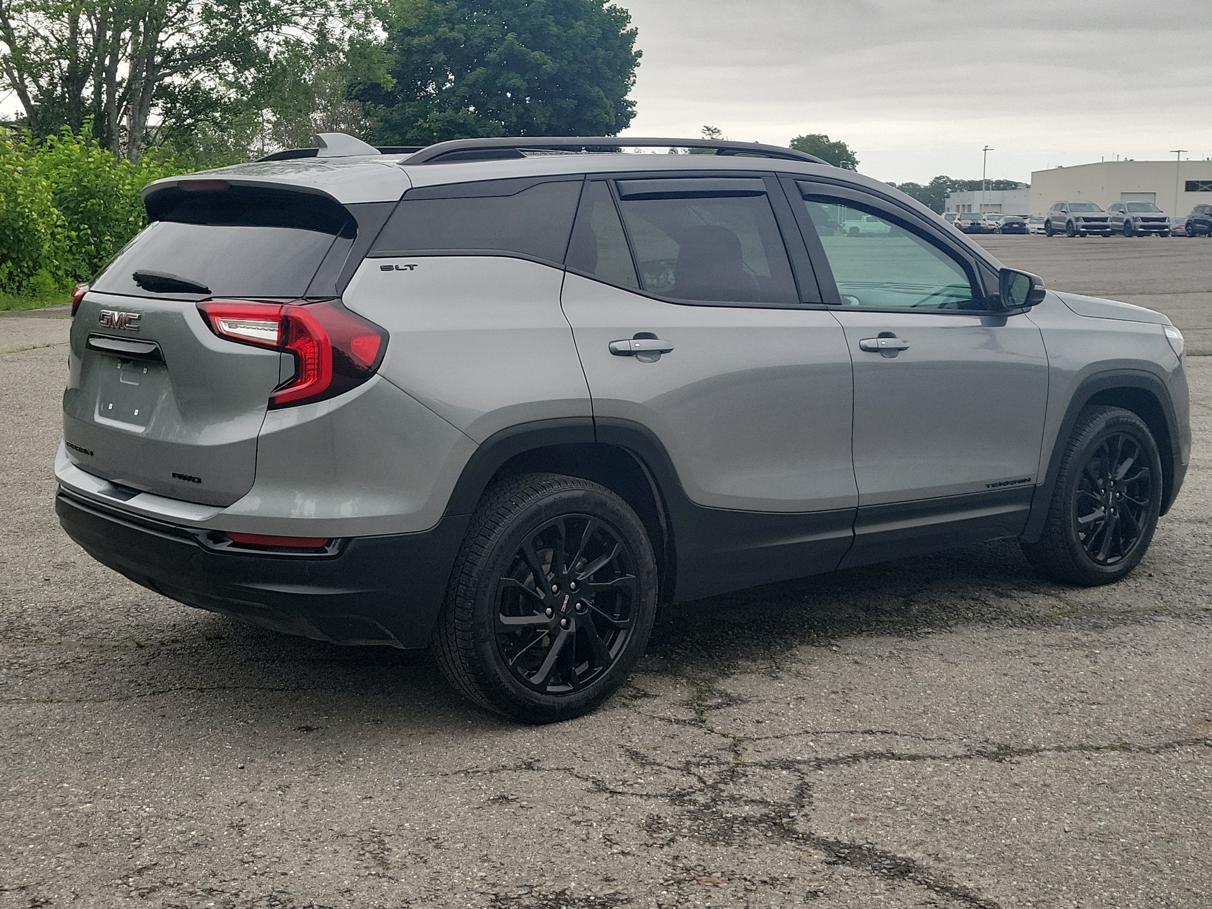 2023 GMC Terrain SLT - Photo 7