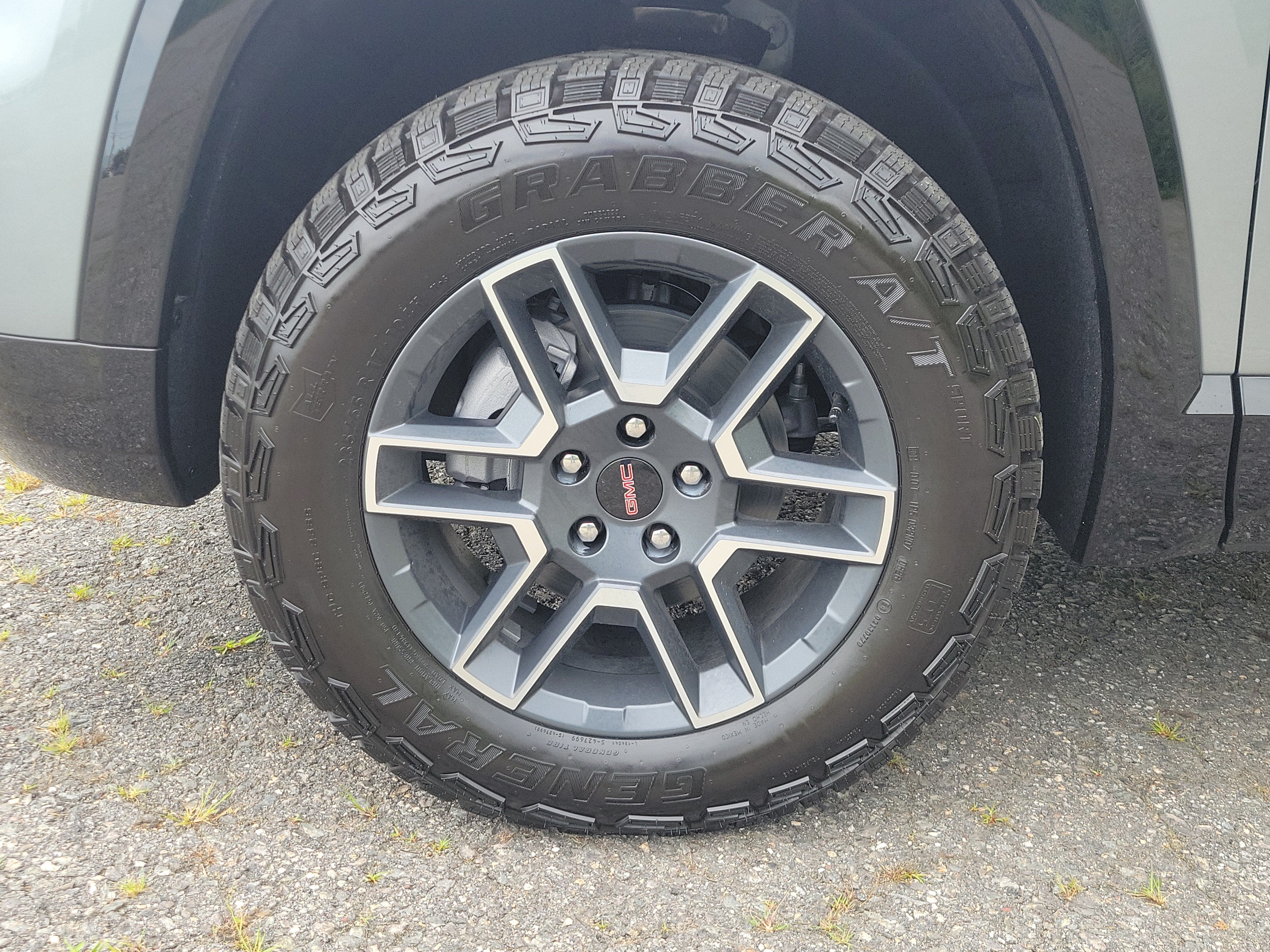 2027 GMC Terrain AWD AT4