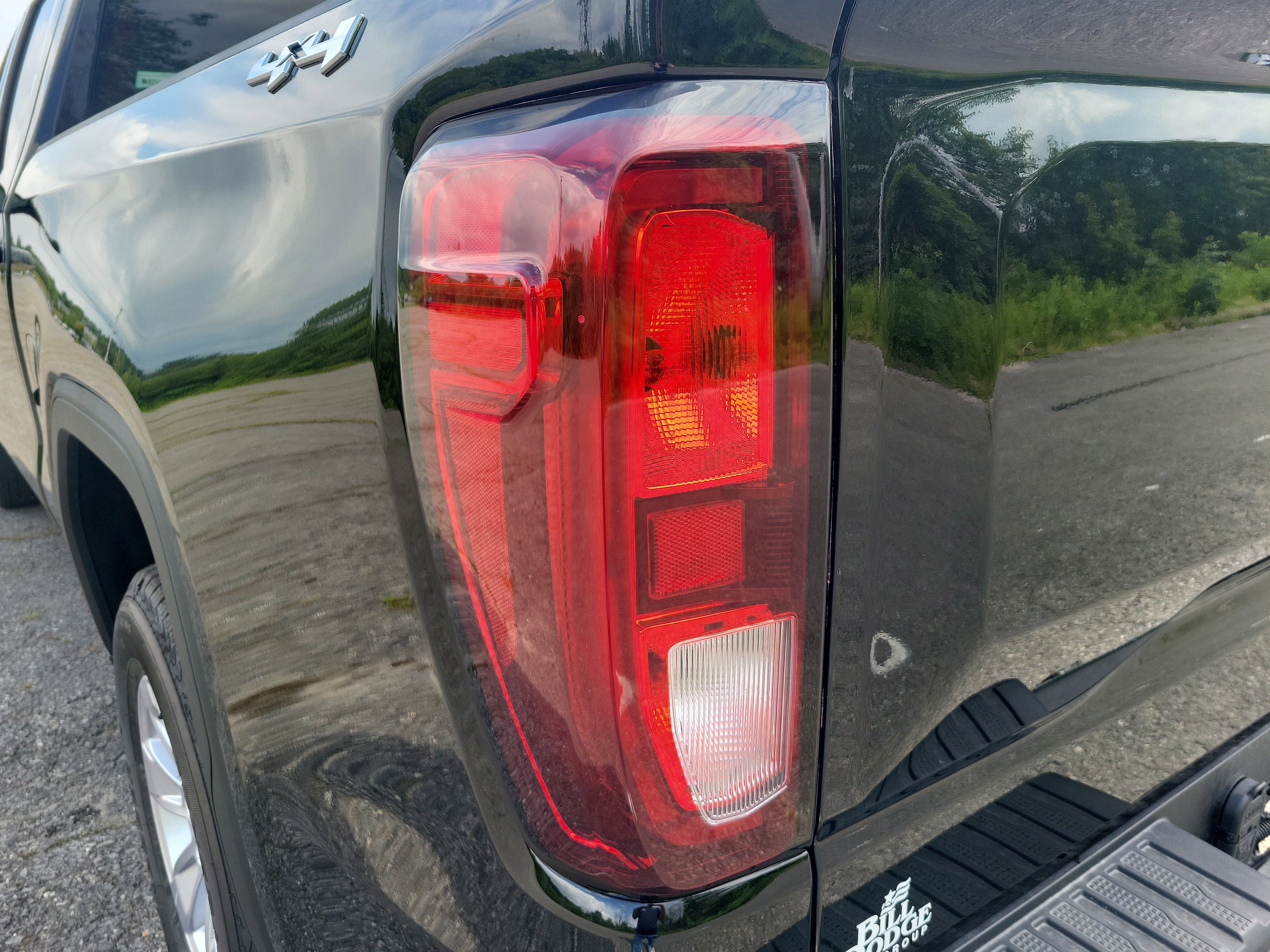 2025 GMC Sierra 1500 SLE