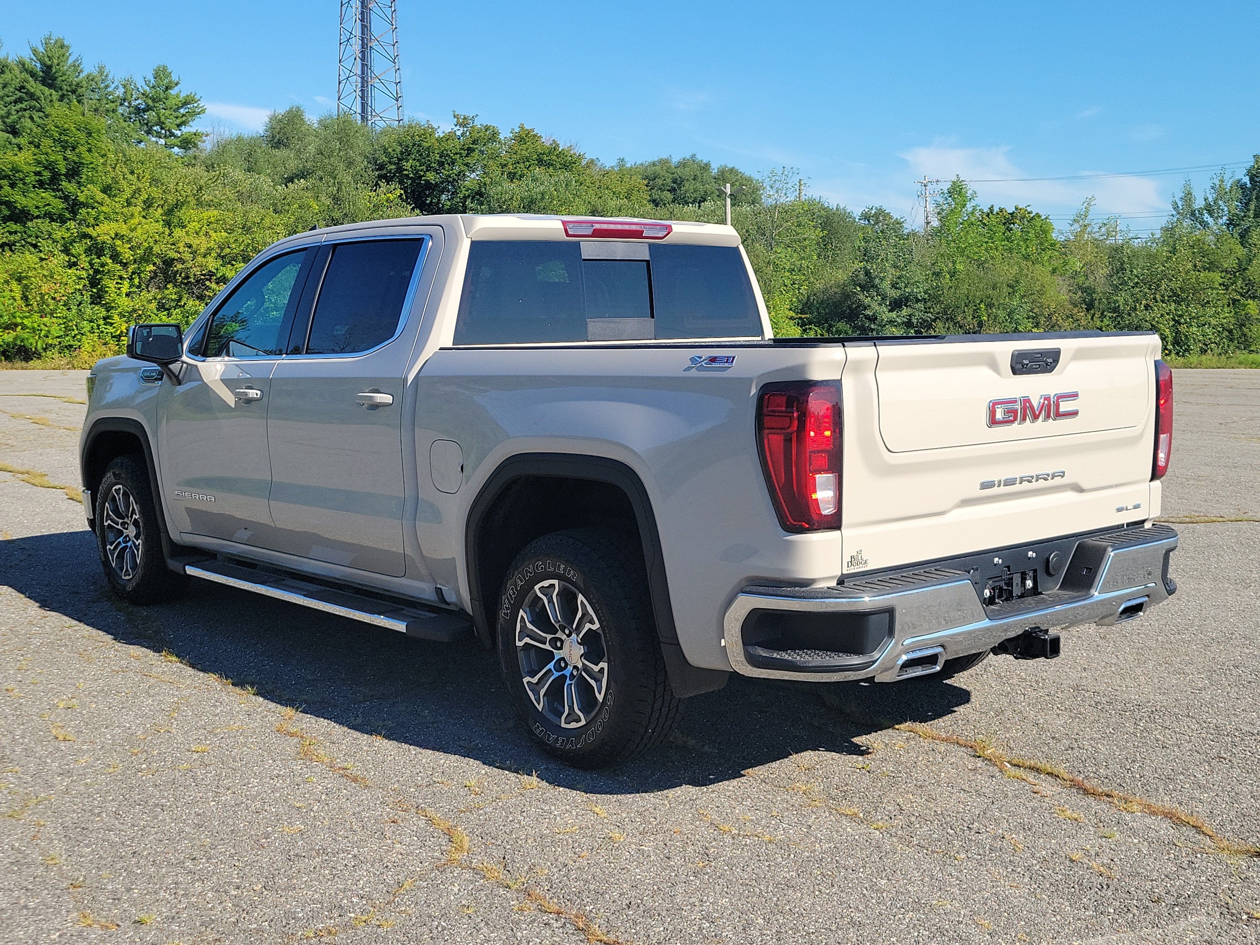 2026 GMC Sierra 1500 SLE