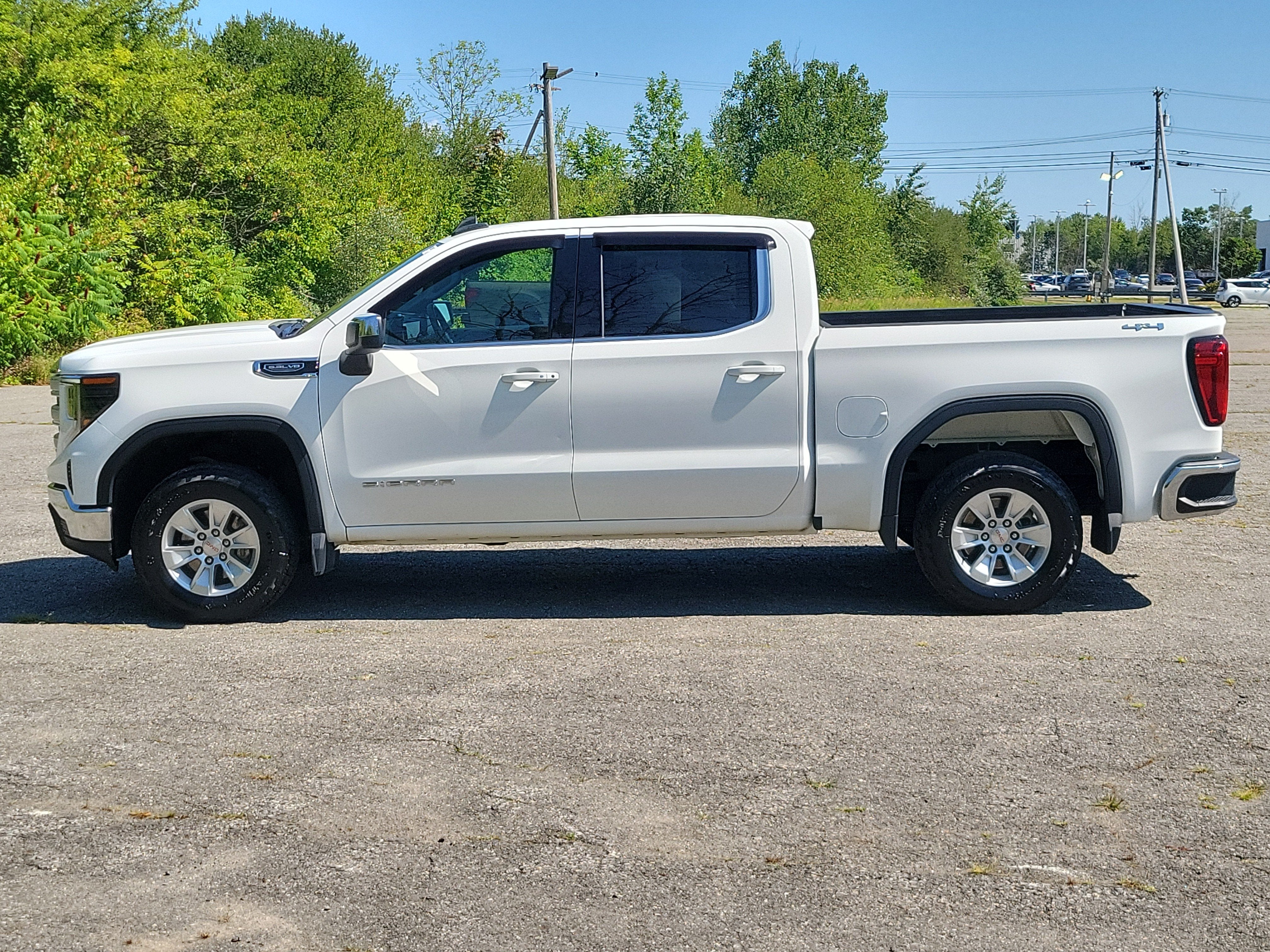 2024 GMC Sierra 1500 SLE