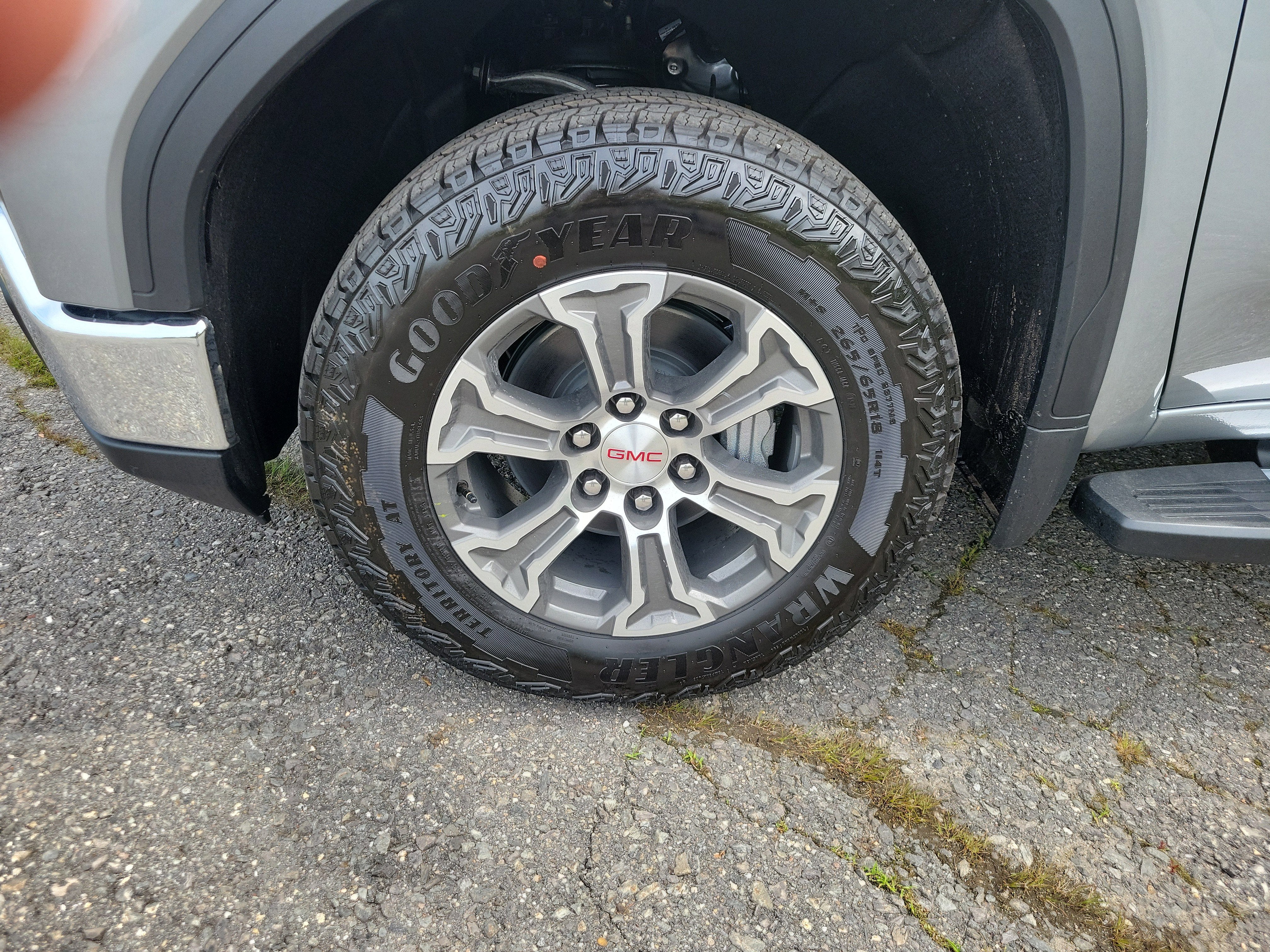 2026 GMC Sierra 1500 SLE