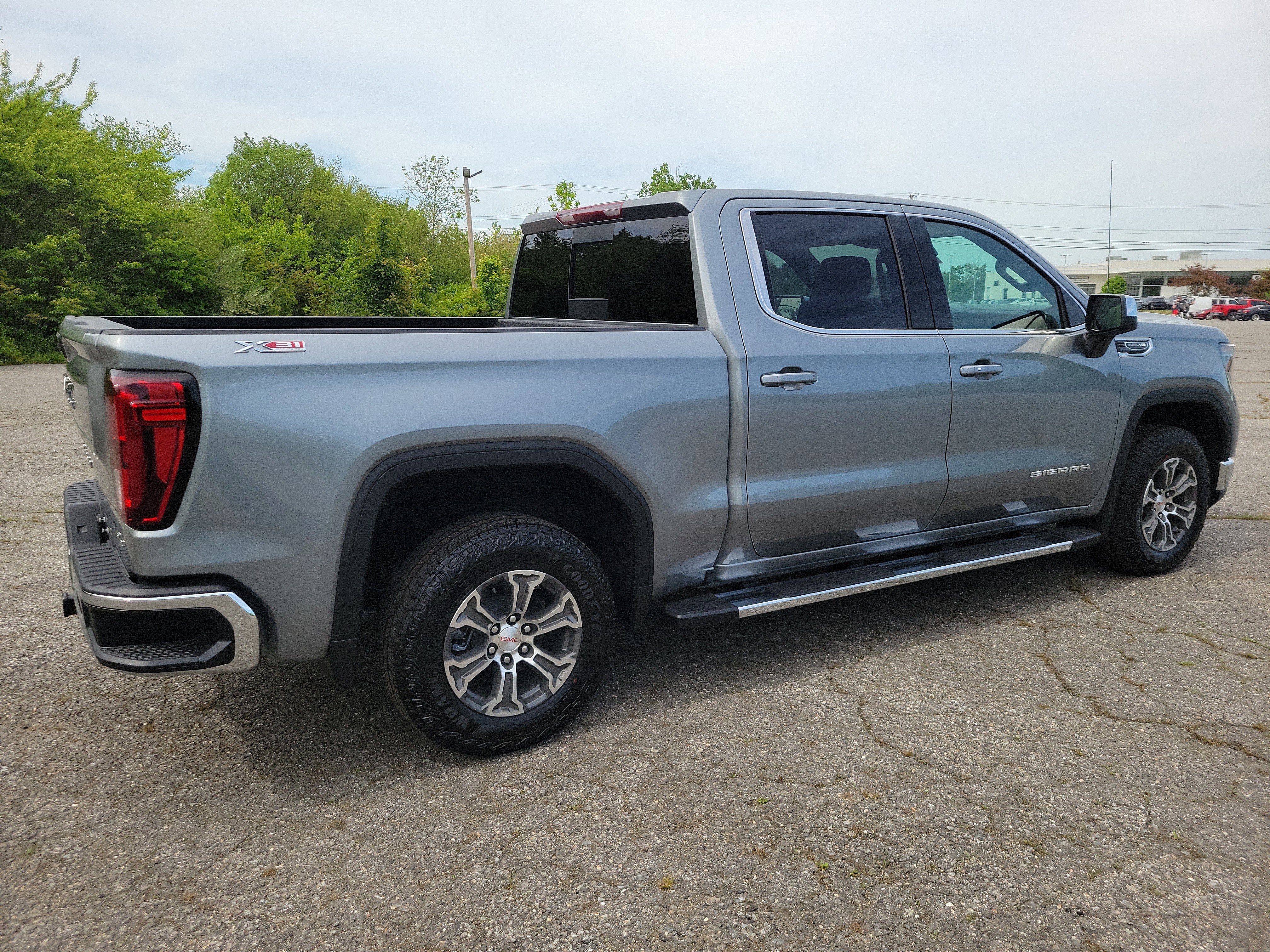 2026 GMC Sierra 1500 SLE