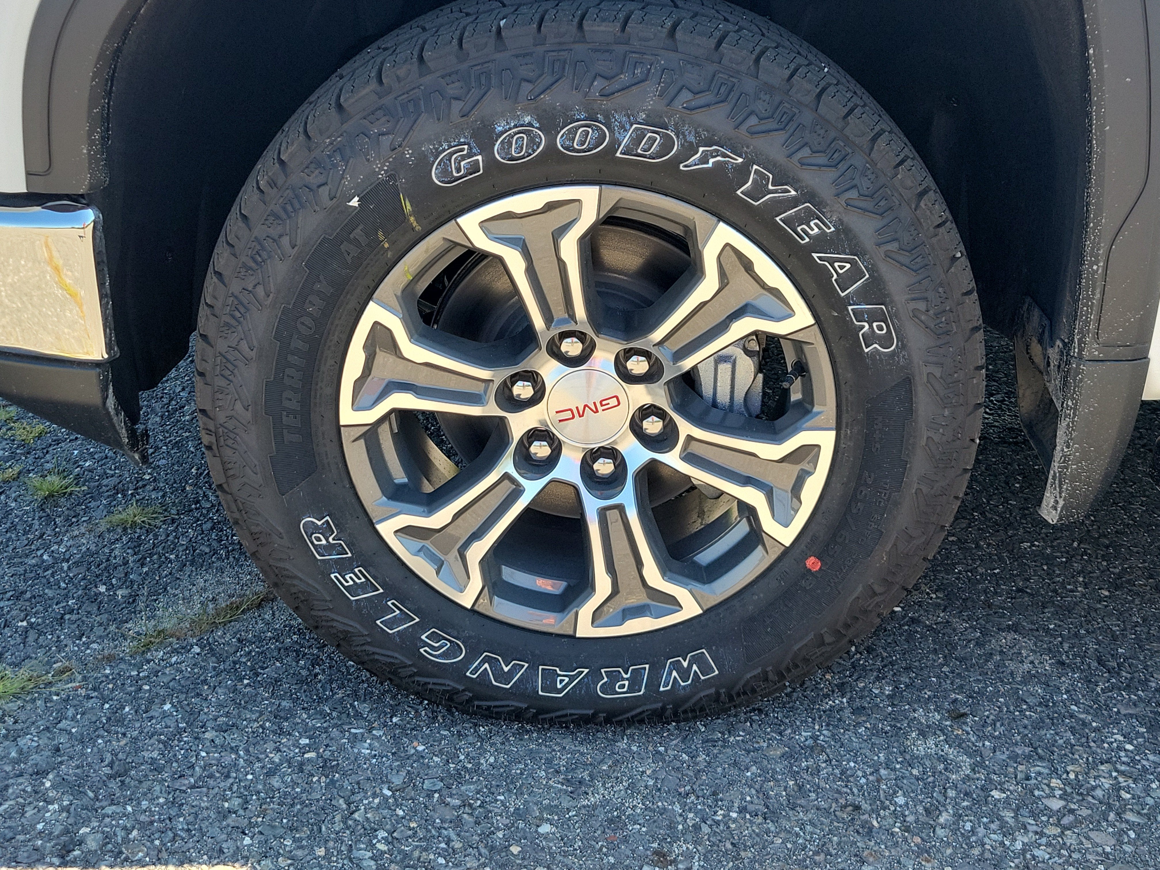 2026 GMC Sierra 1500 SLE