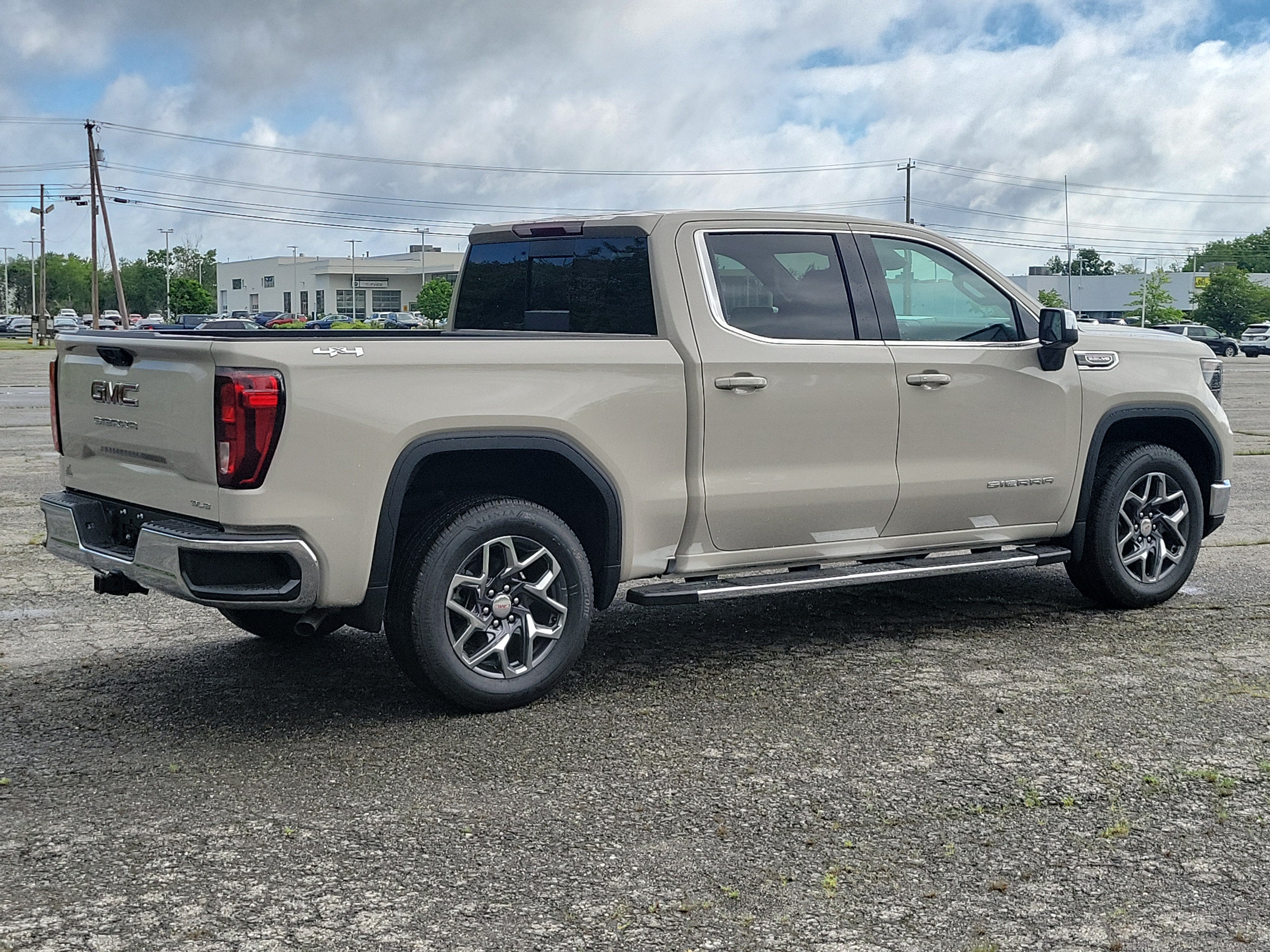 2026 GMC Sierra 1500 SLE