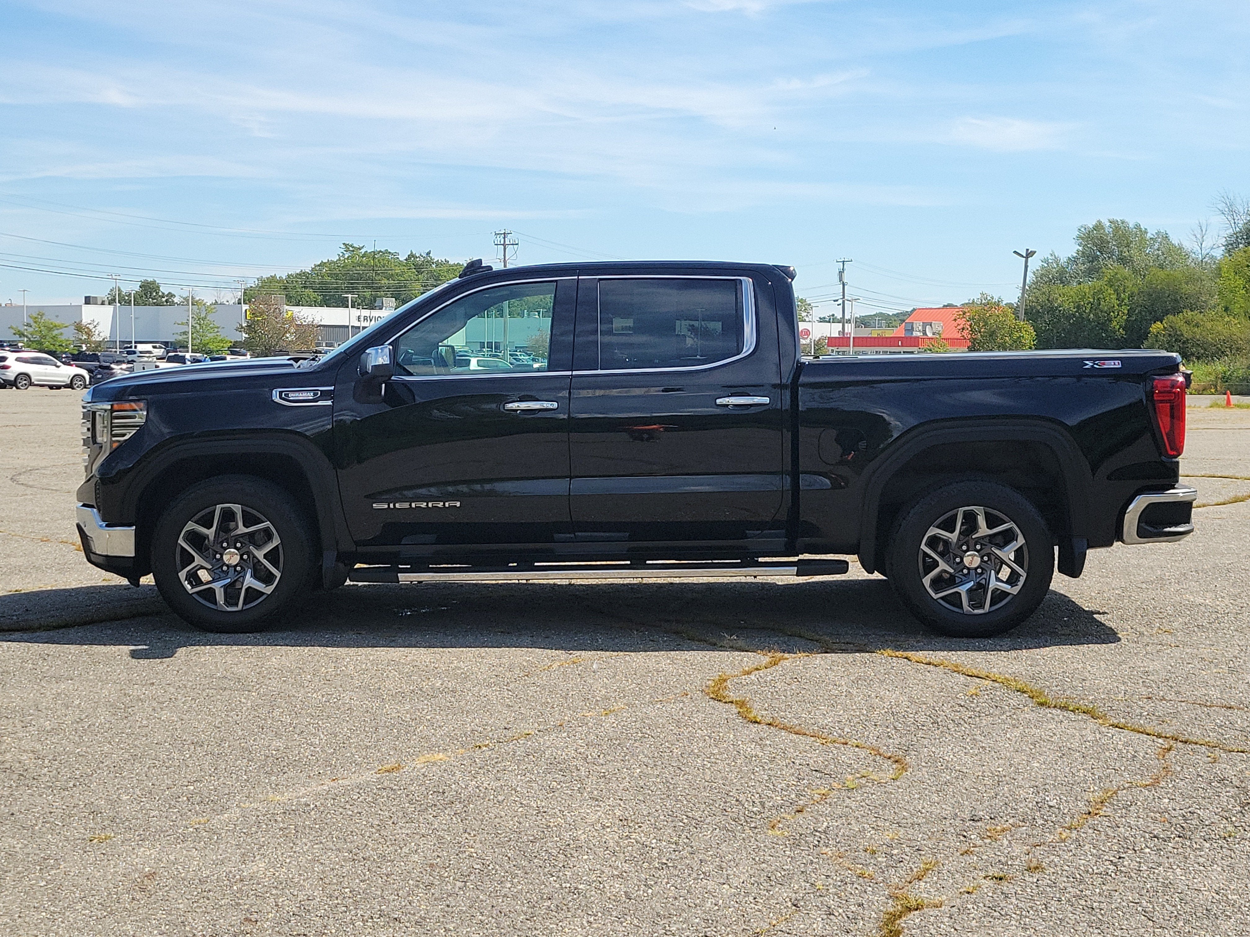 2023 GMC Sierra 1500 SLT