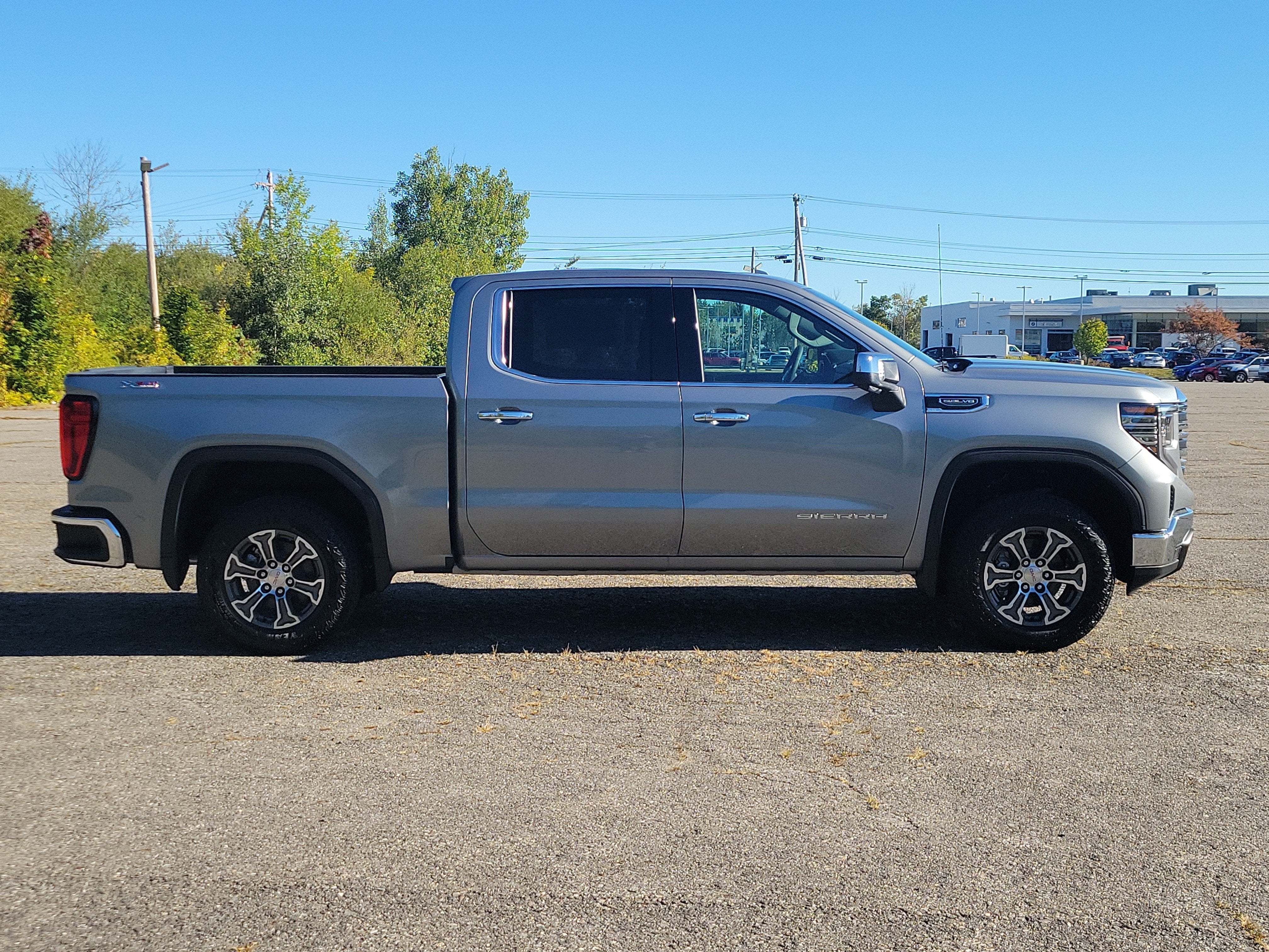 2026 GMC Sierra 1500 SLT