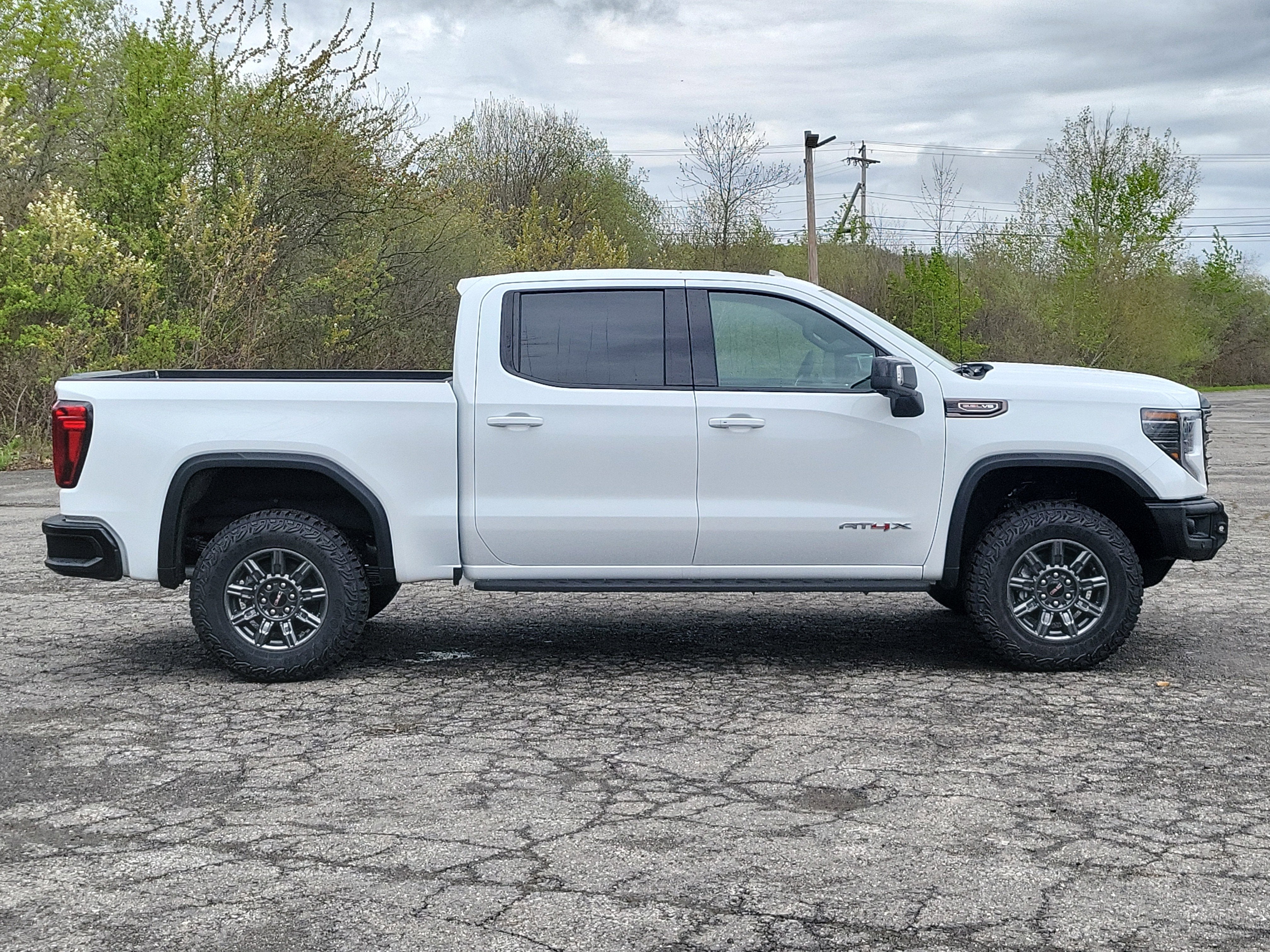 2026 GMC Sierra 1500 AT4X