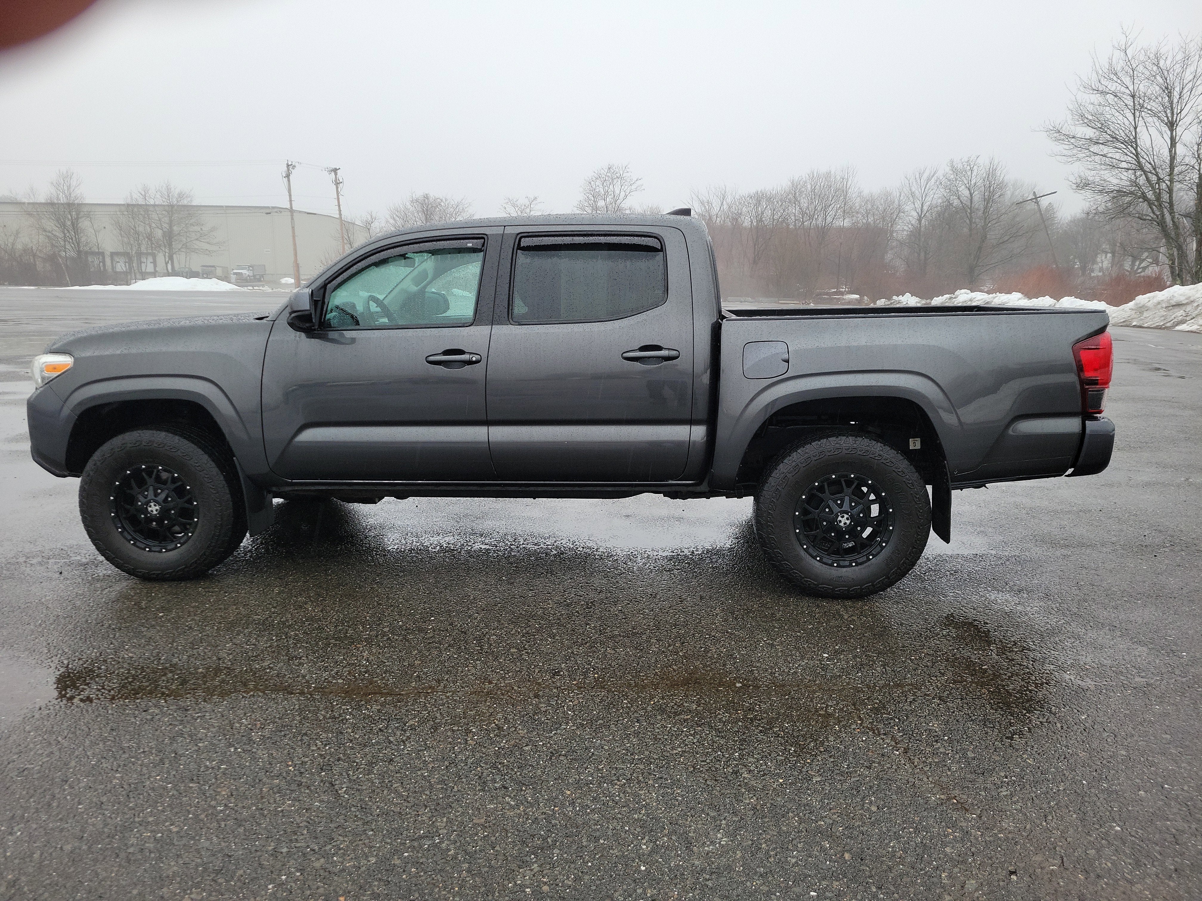 2018 Toyota Tacoma SR V6