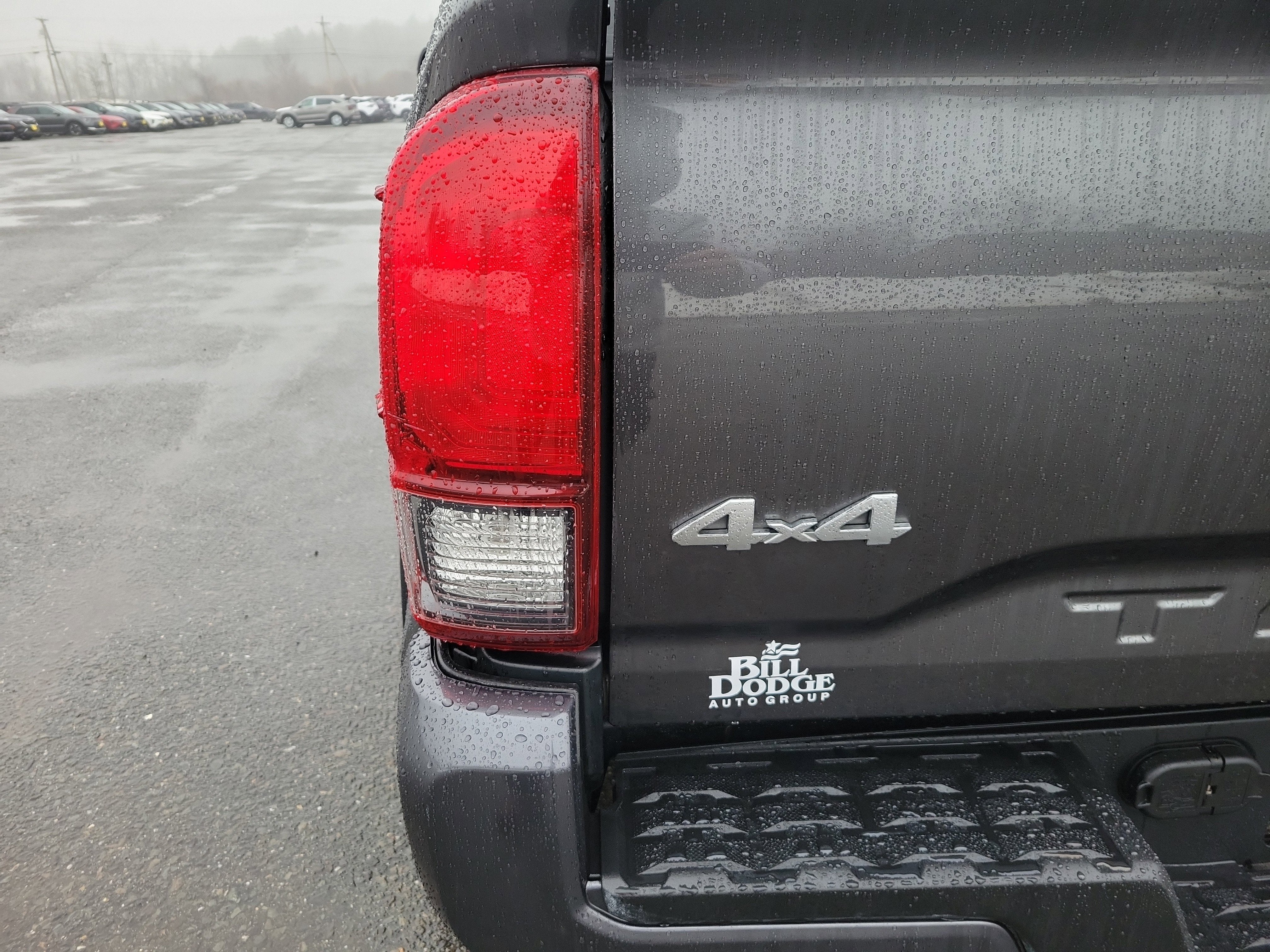 2018 Toyota Tacoma SR V6