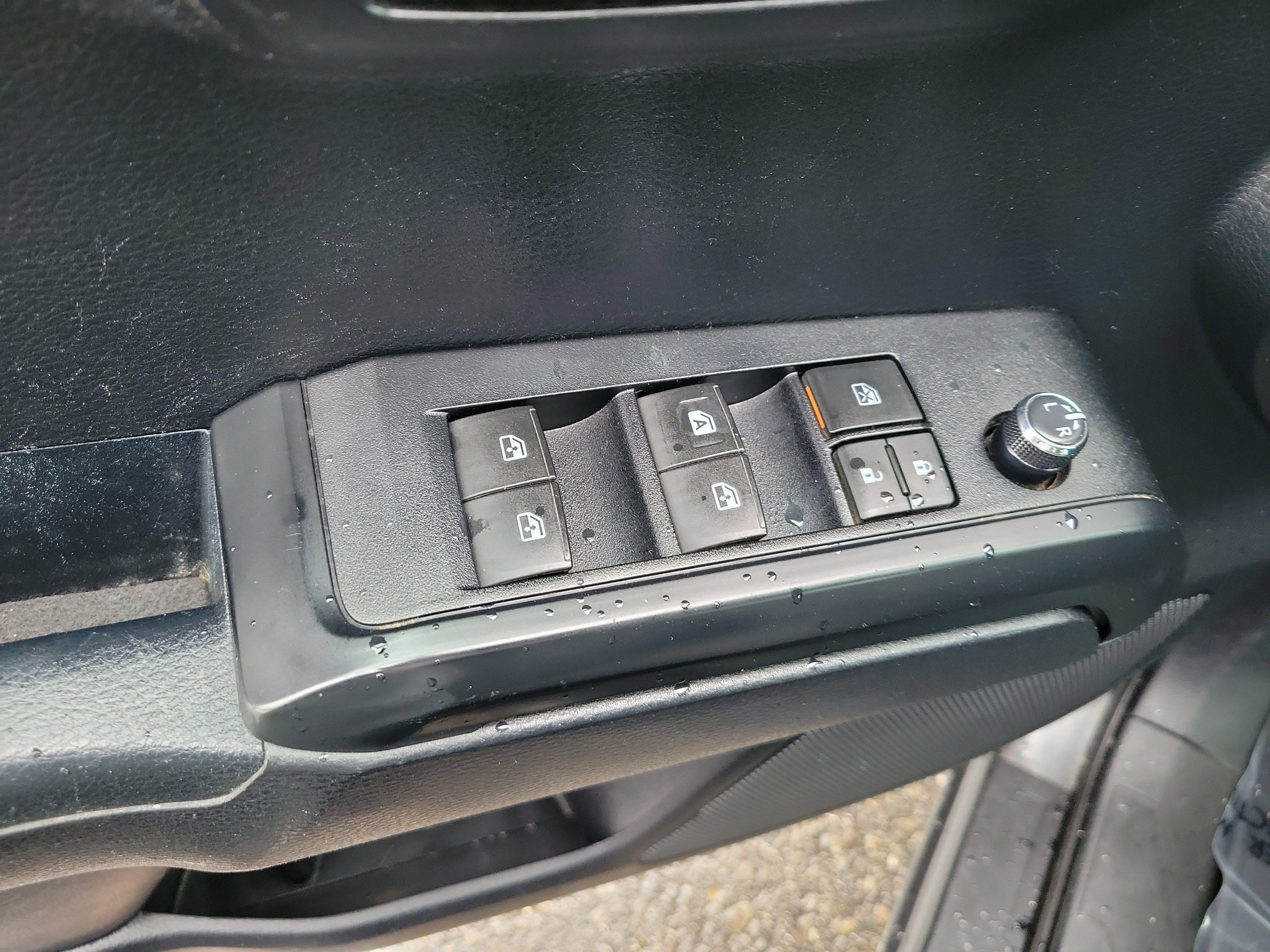 2018 Toyota Tacoma SR V6