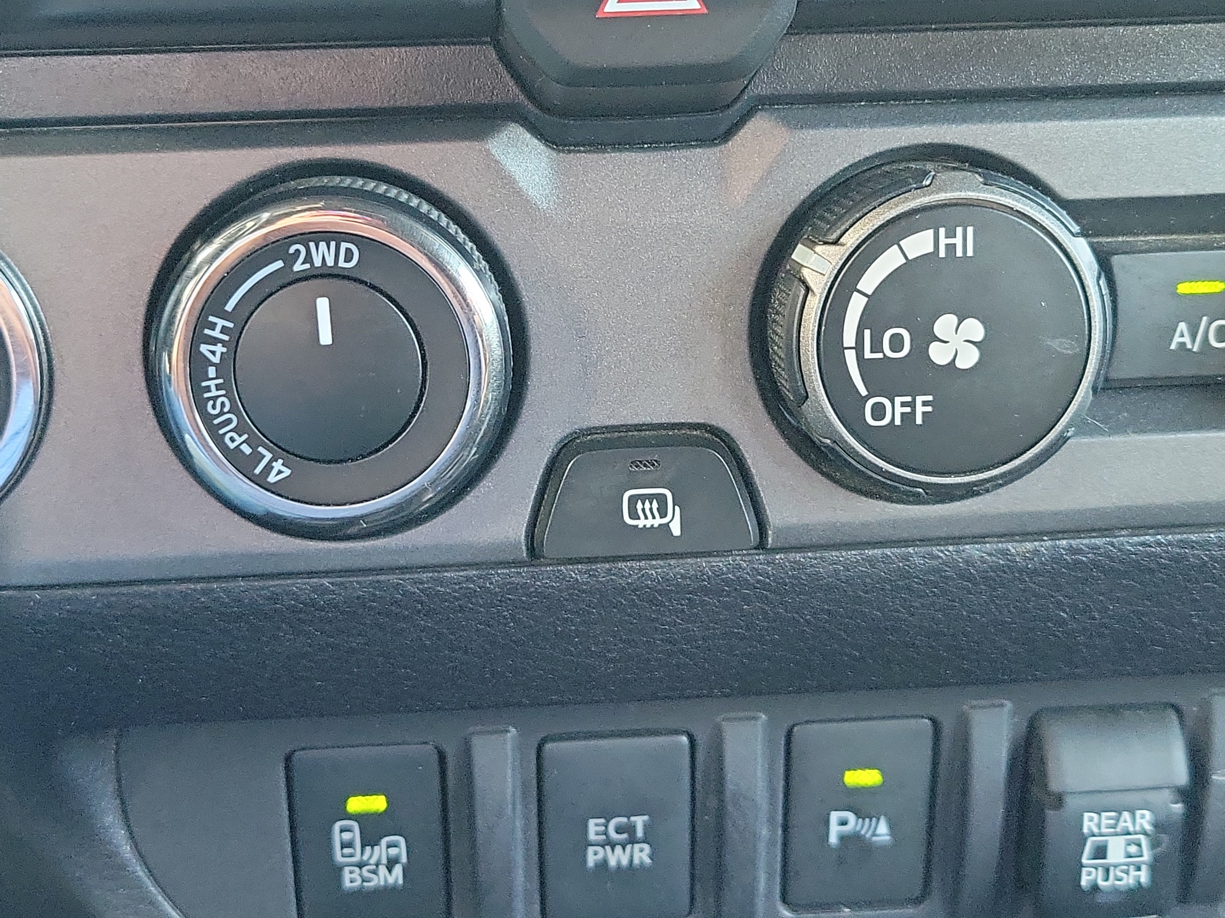 2020 Toyota Tacoma 4WD SR5