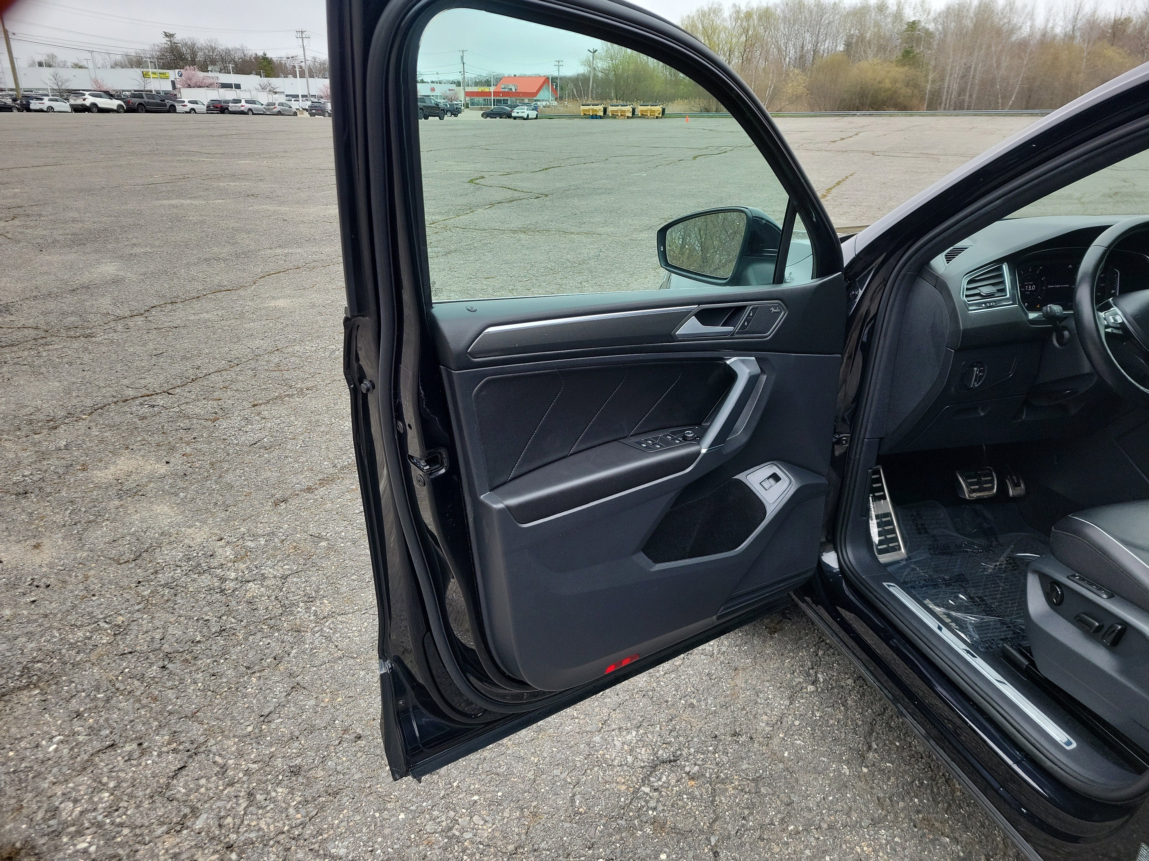 2020 Volkswagen Tiguan 2.0T SEL Premium R-Line