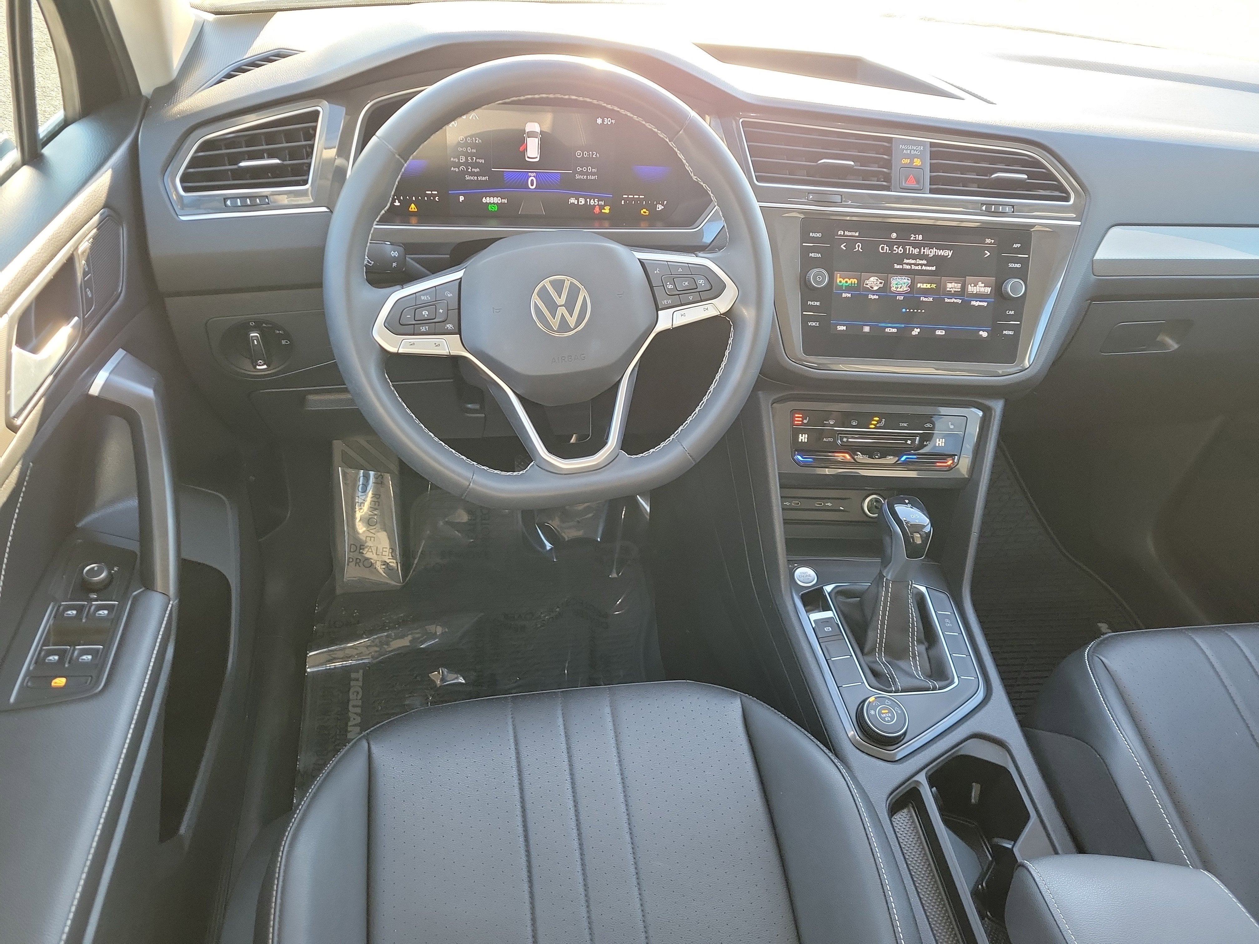 2023 Volkswagen Tiguan SE