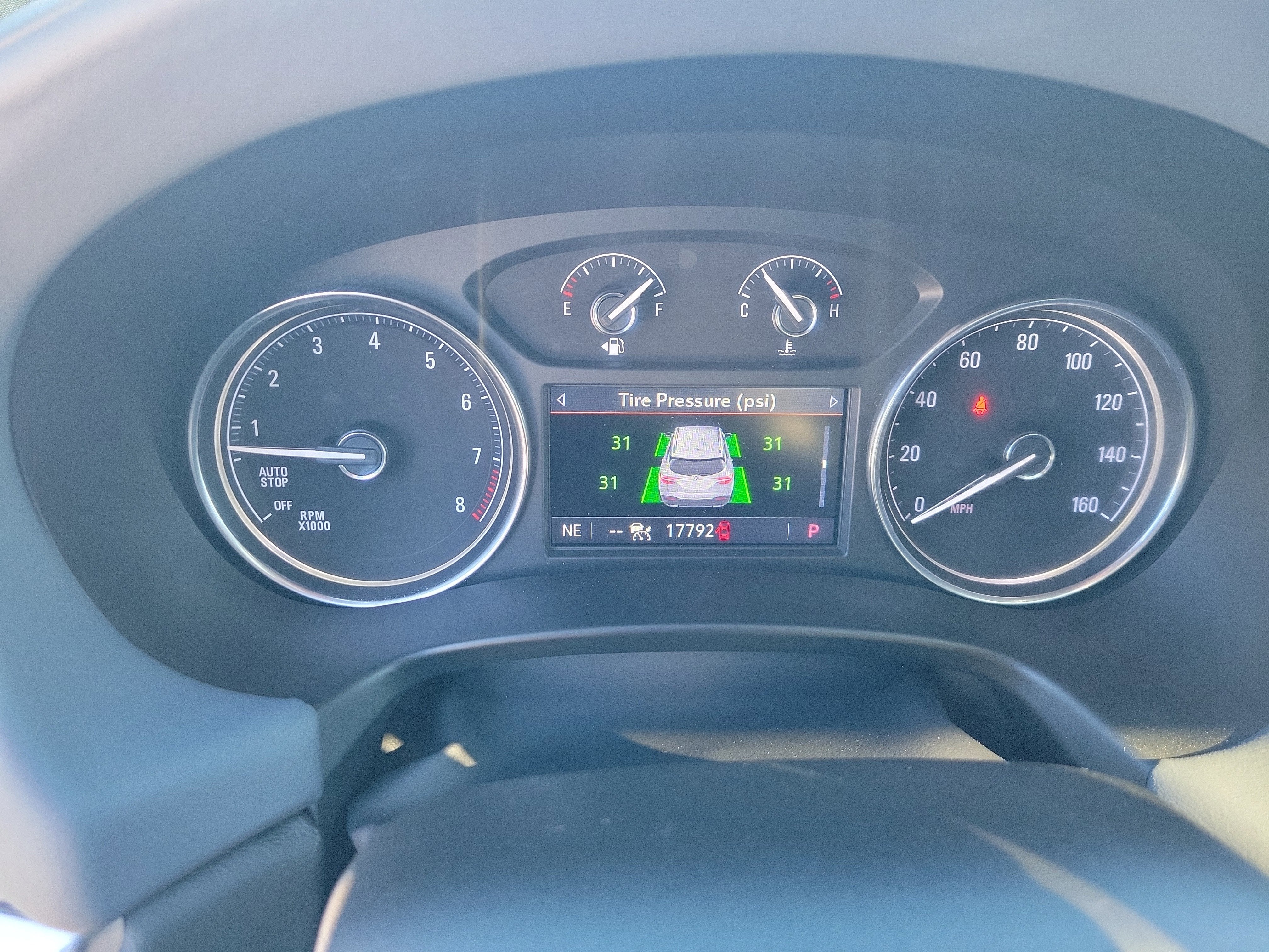 2024 Buick Enclave Essence