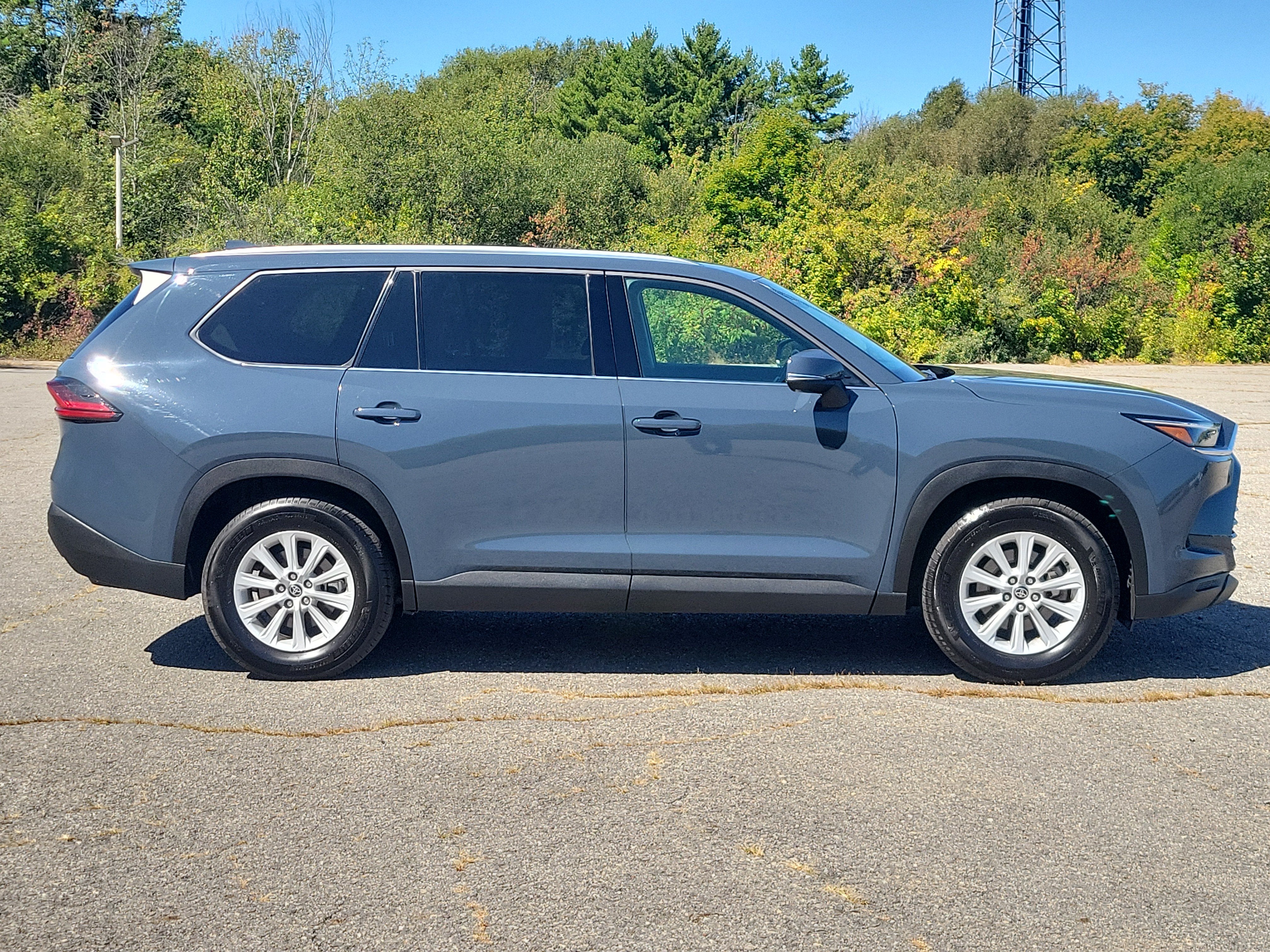 2025 Toyota Grand Highlander Hybrid XLE