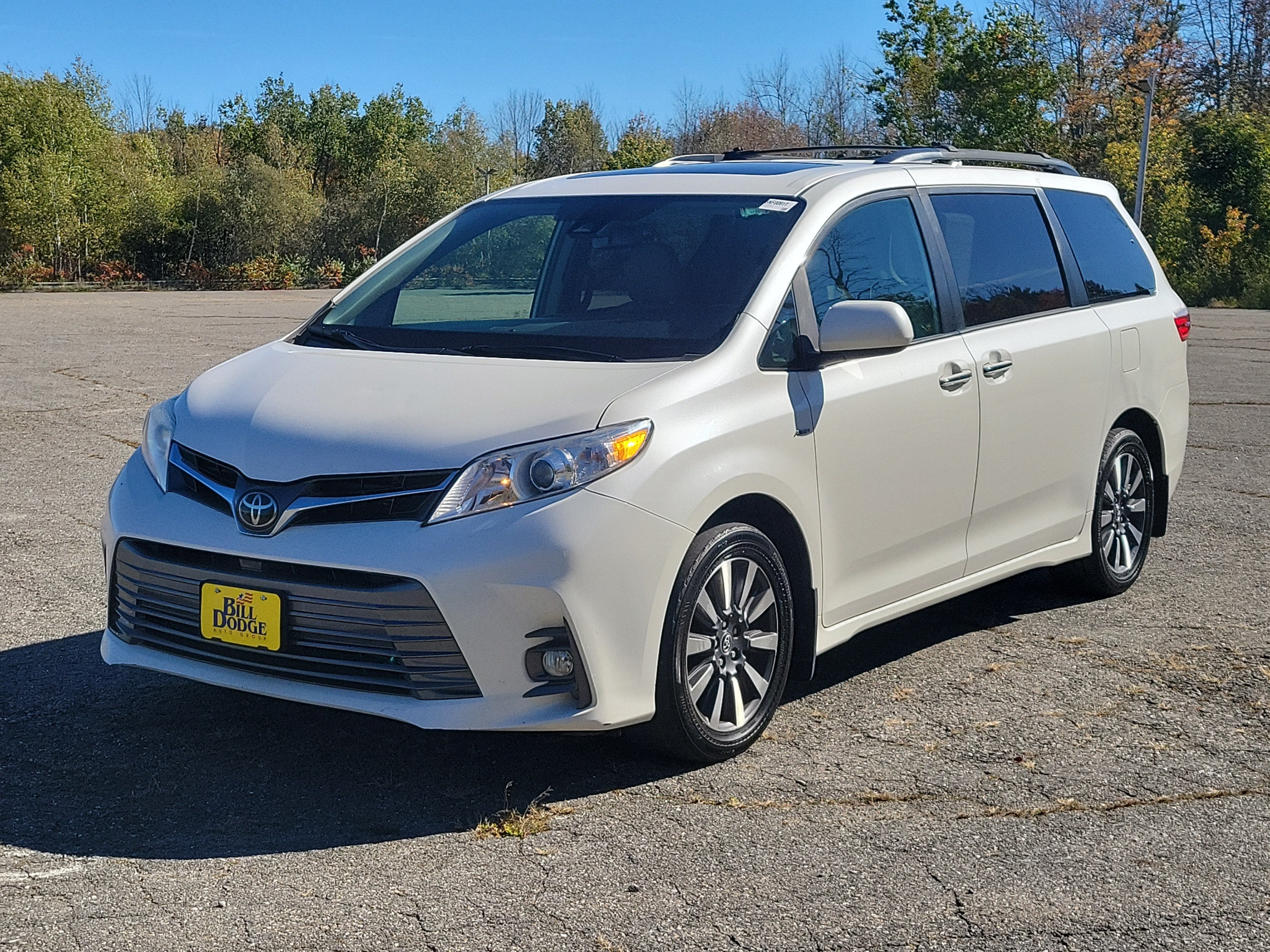 2019 Toyota Sienna XLE Premium