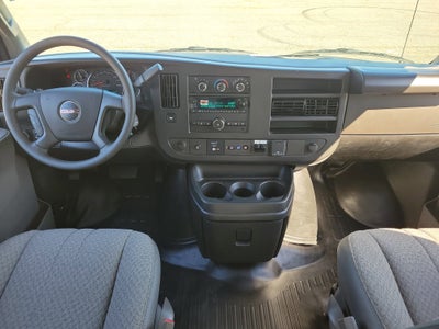 2025 GMC Savana Cutaway 3500 1WT