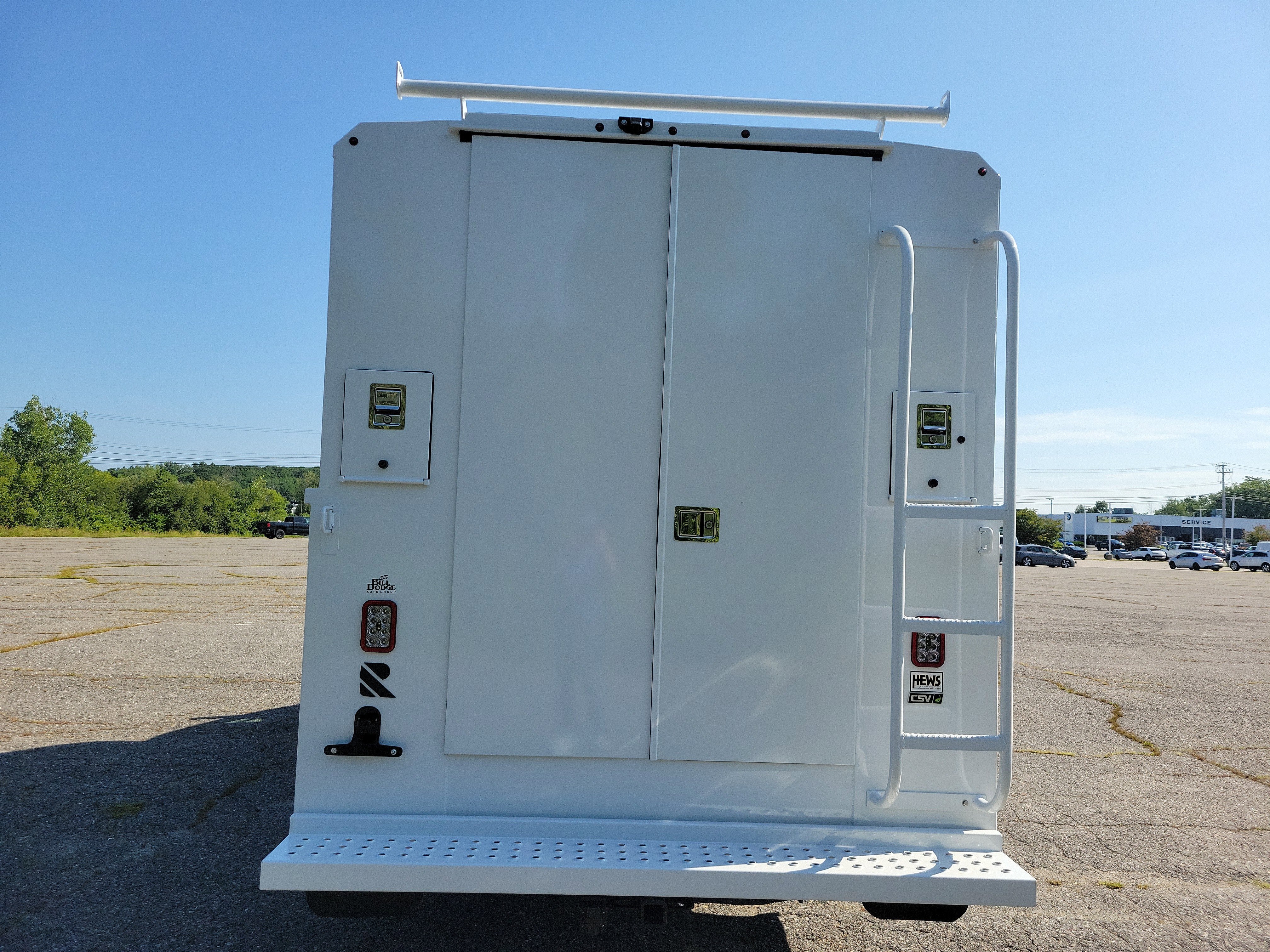 2025 GMC Savana Cutaway 3500 1WT