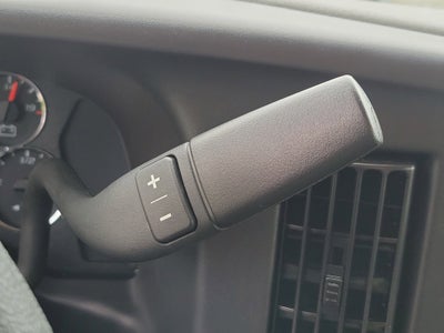 2025 GMC Savana Cutaway 3500 1WT