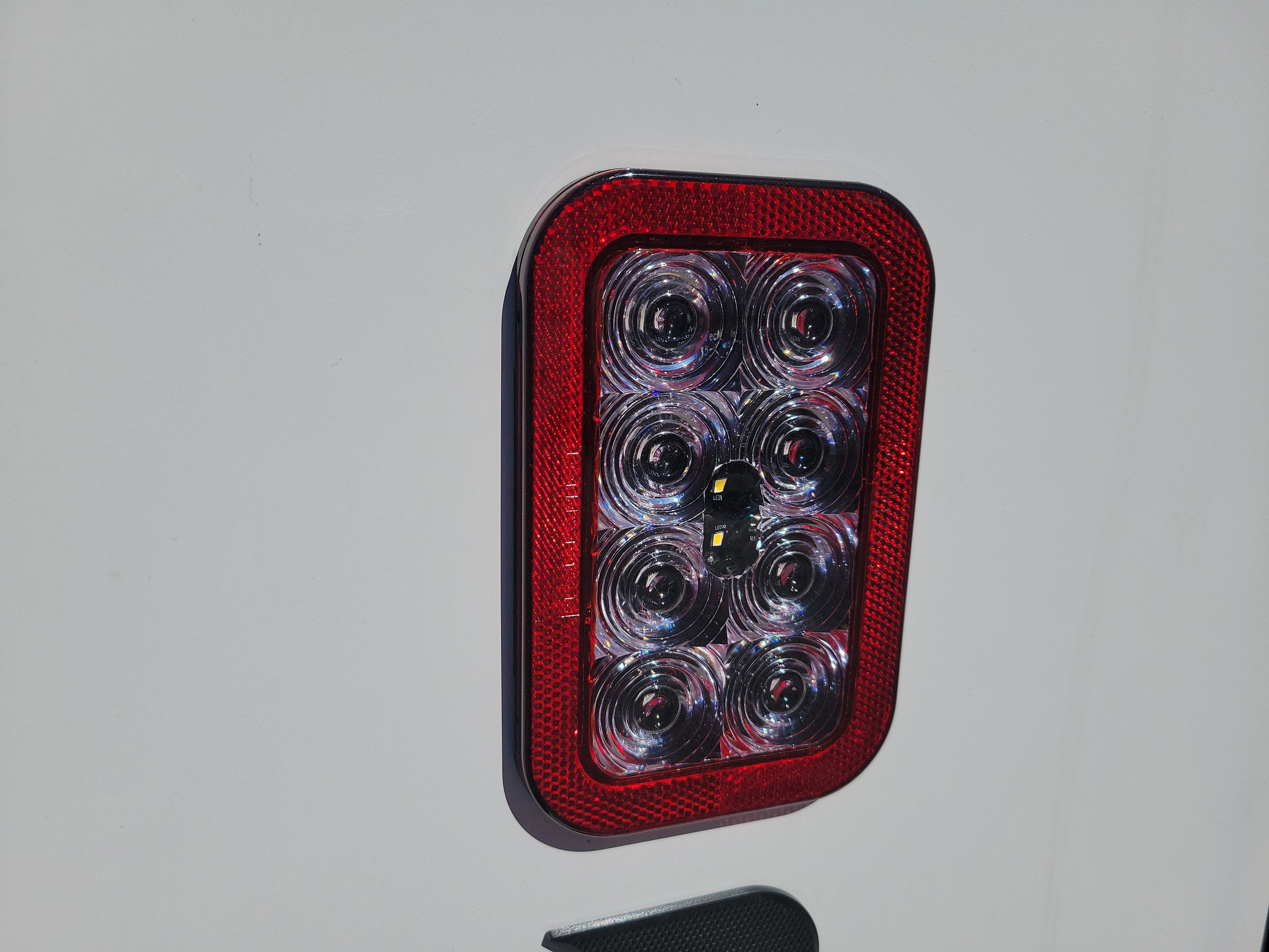 2025 GMC Savana Cutaway 3500 1WT