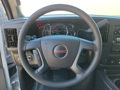 2025 GMC Savana Cutaway 3500 1WT