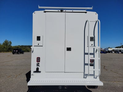 2025 GMC Savana Cutaway 3500 1WT