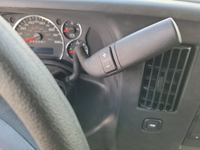 2025 GMC Savana Cutaway 3500 1WT