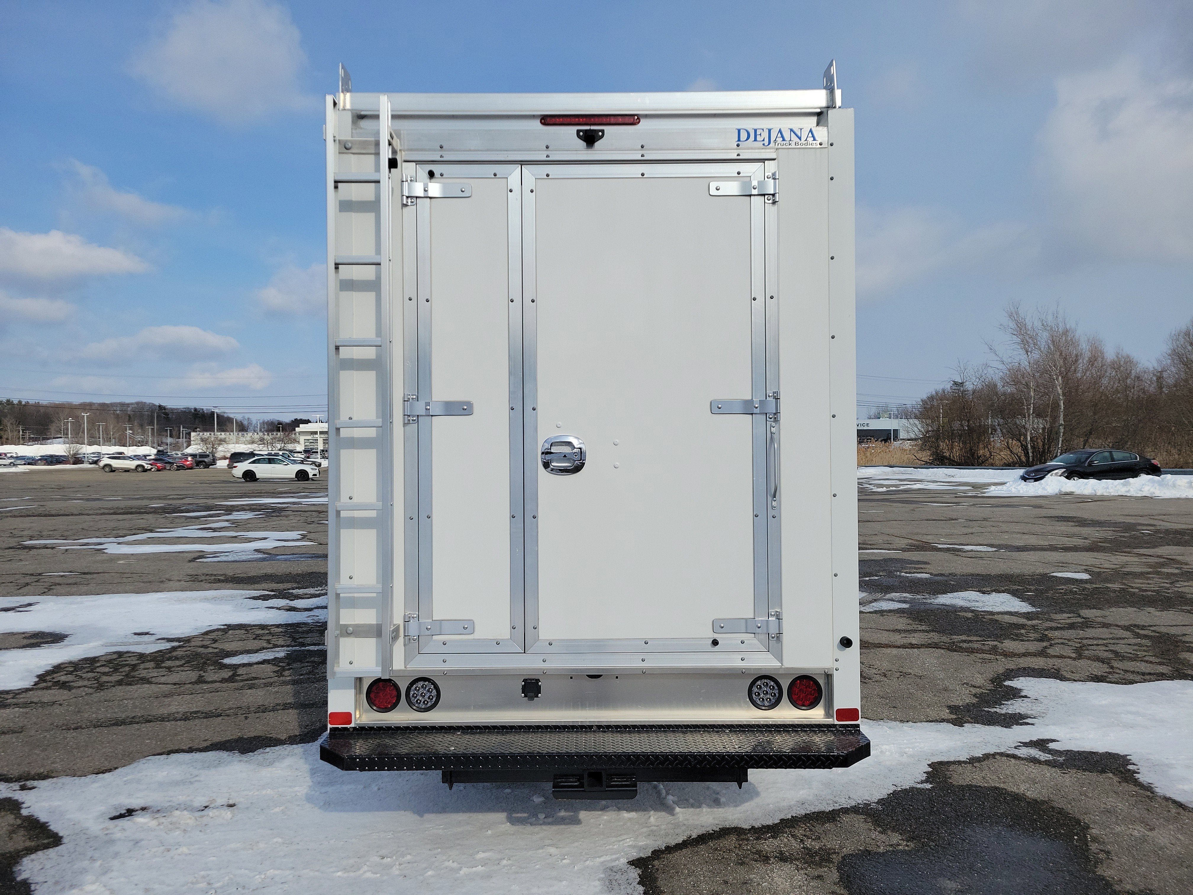 2025 GMC Savana Cutaway 3500 1WT