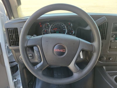 2025 GMC Savana Cutaway 3500 1WT