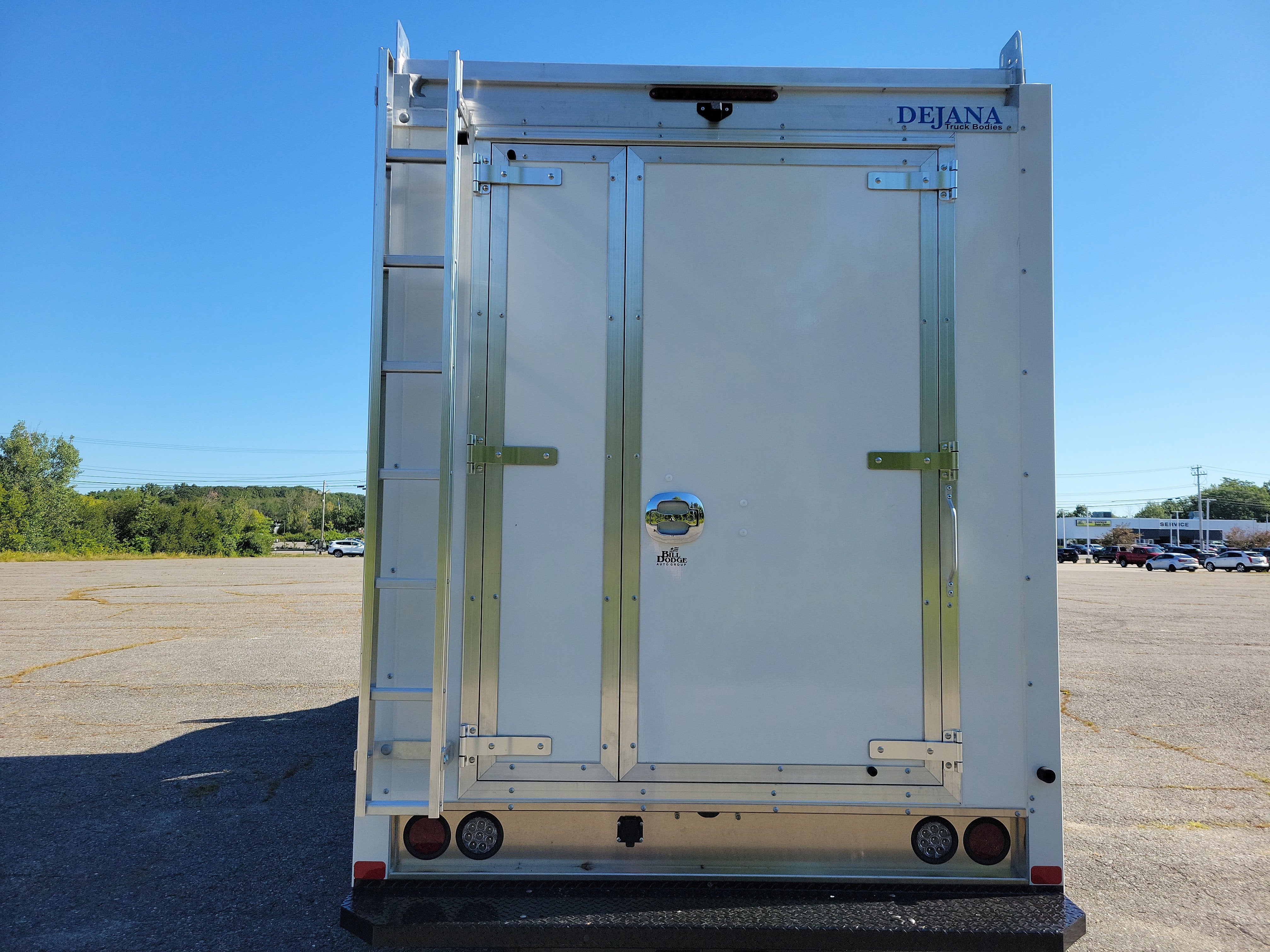 2025 GMC Savana Cutaway 3500 1WT